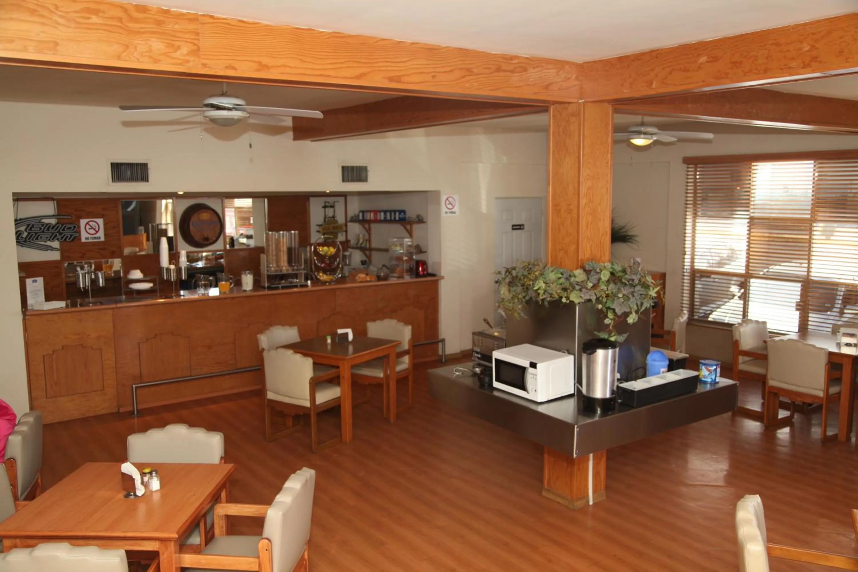 American Inn Hotel & Suites Parral