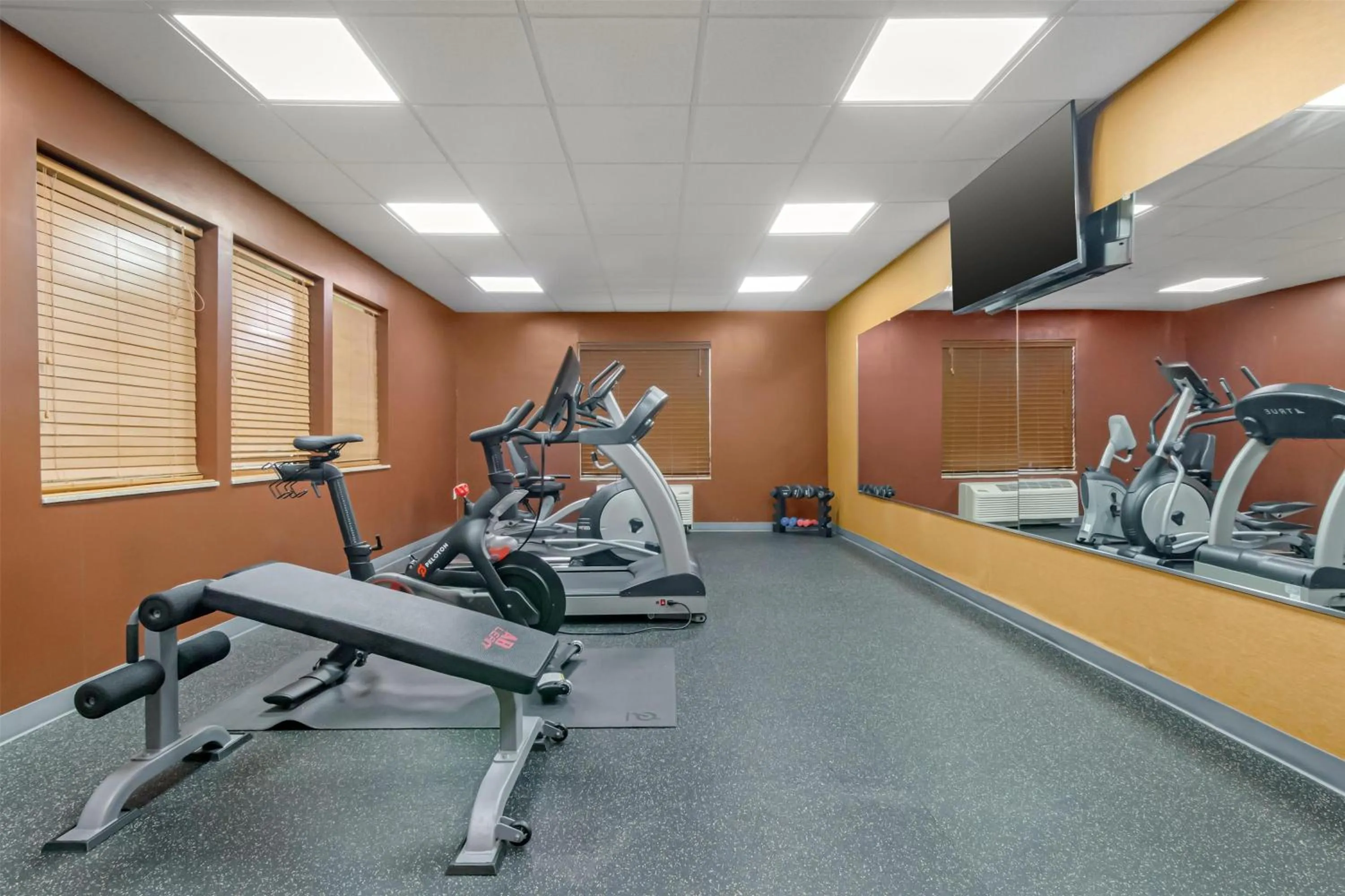 Fitness centre/facilities in Best Western Plus Hiawatha Hotel