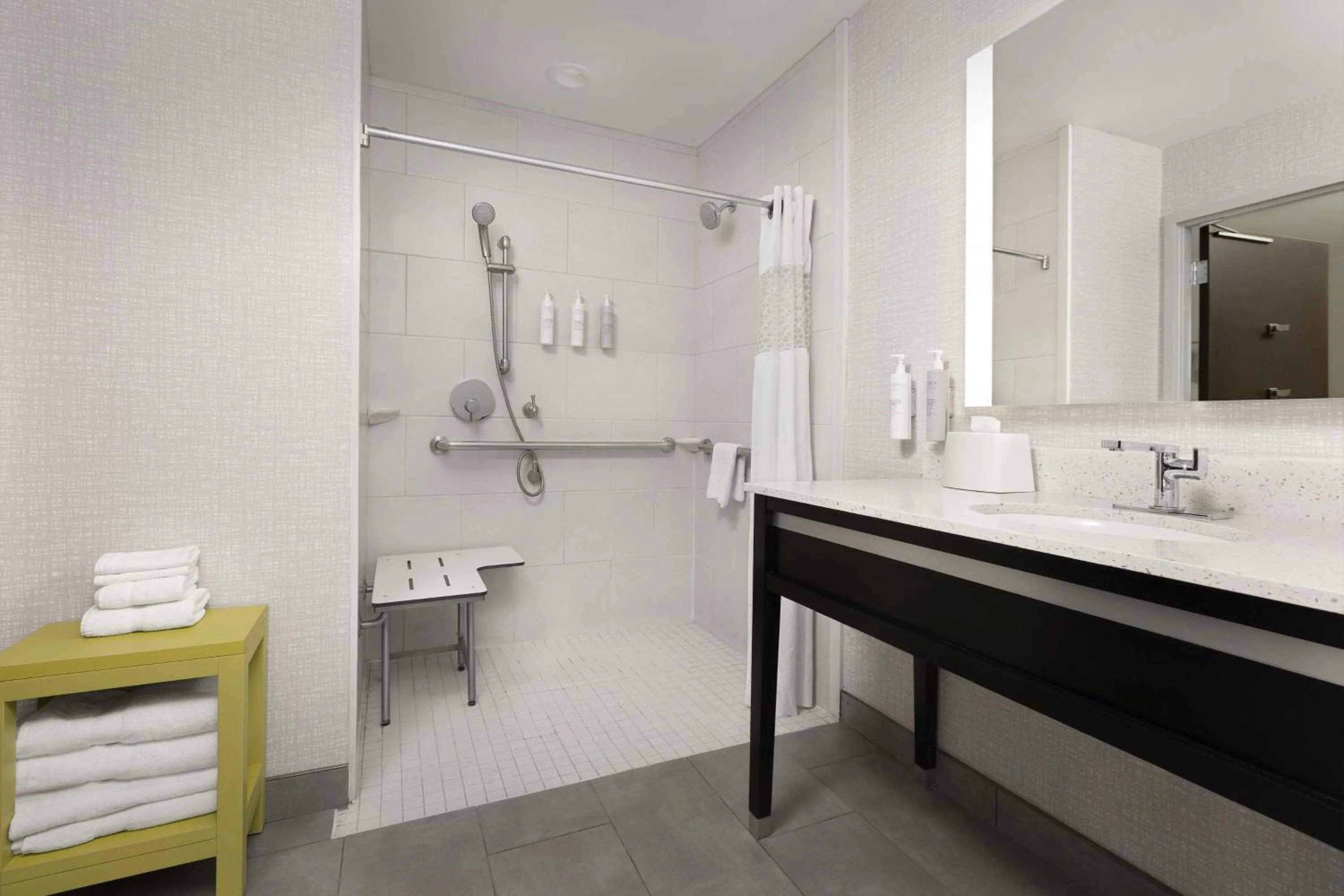 Bathroom in Hampton Inn & Suites El Paso/East