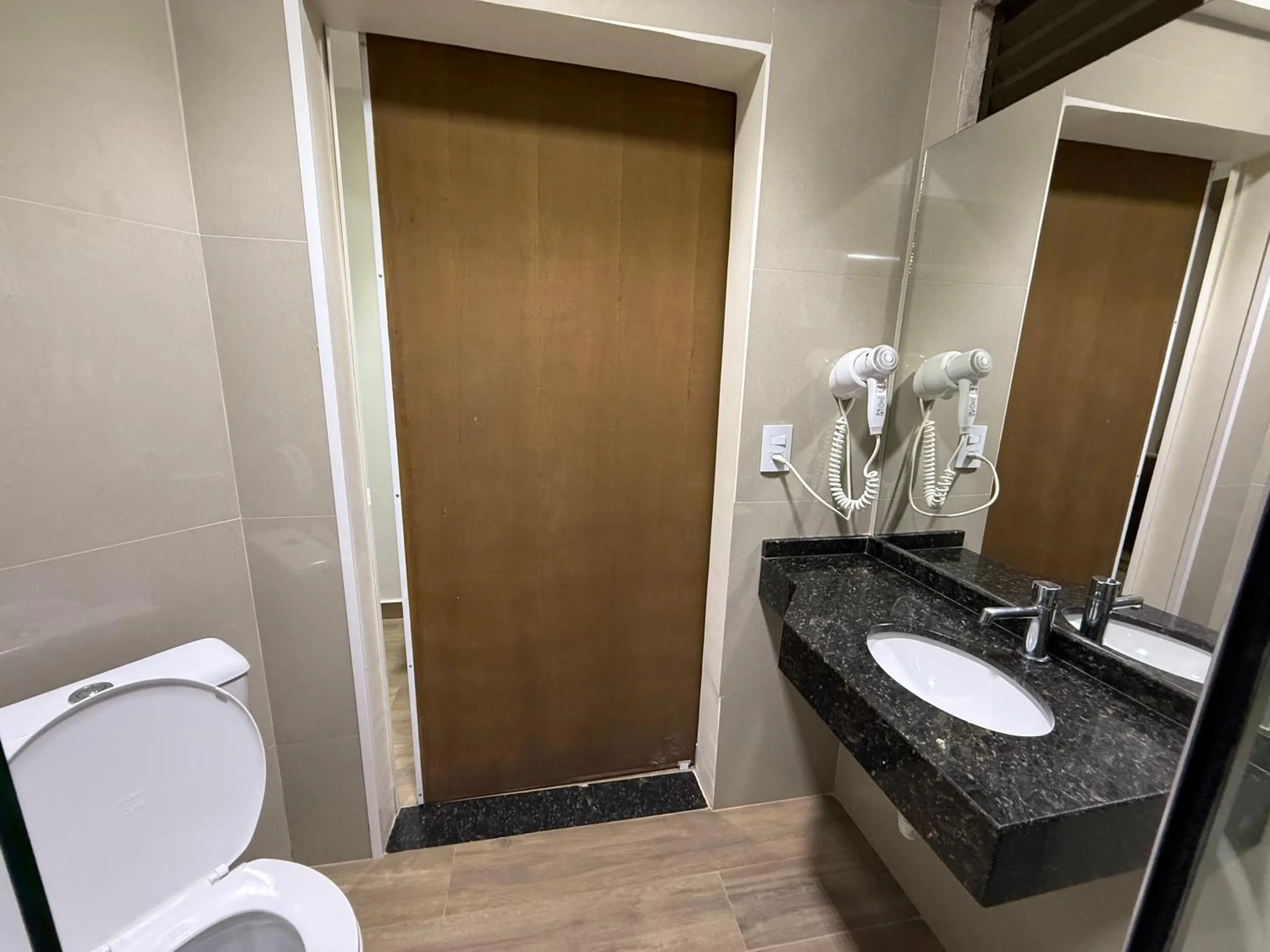 Master Gold Hotel Express