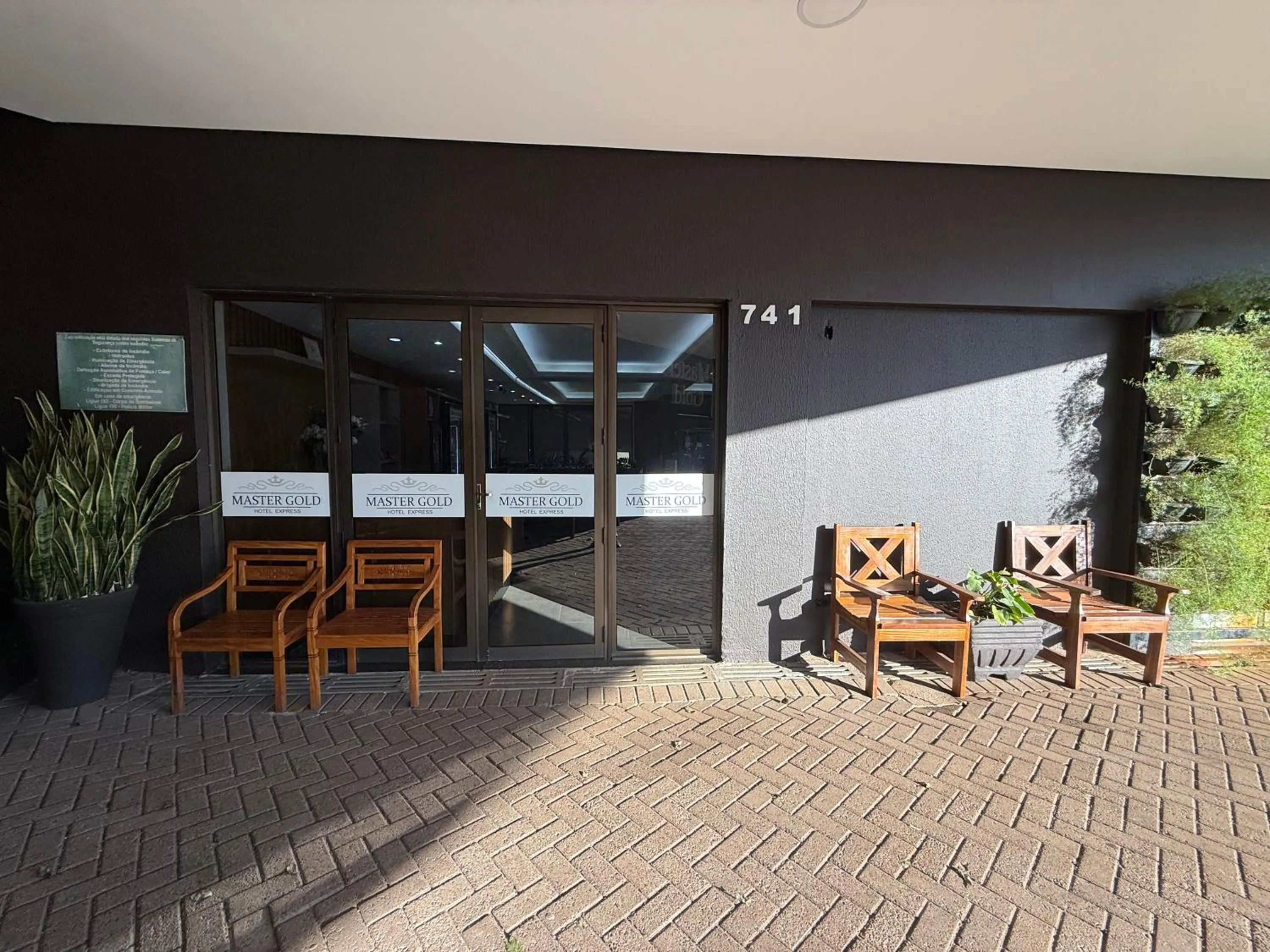 Patio in Master Gold Hotel Express