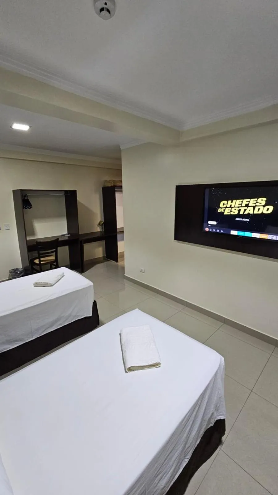 TV and multimedia, Bed in Master Gold Hotel Express