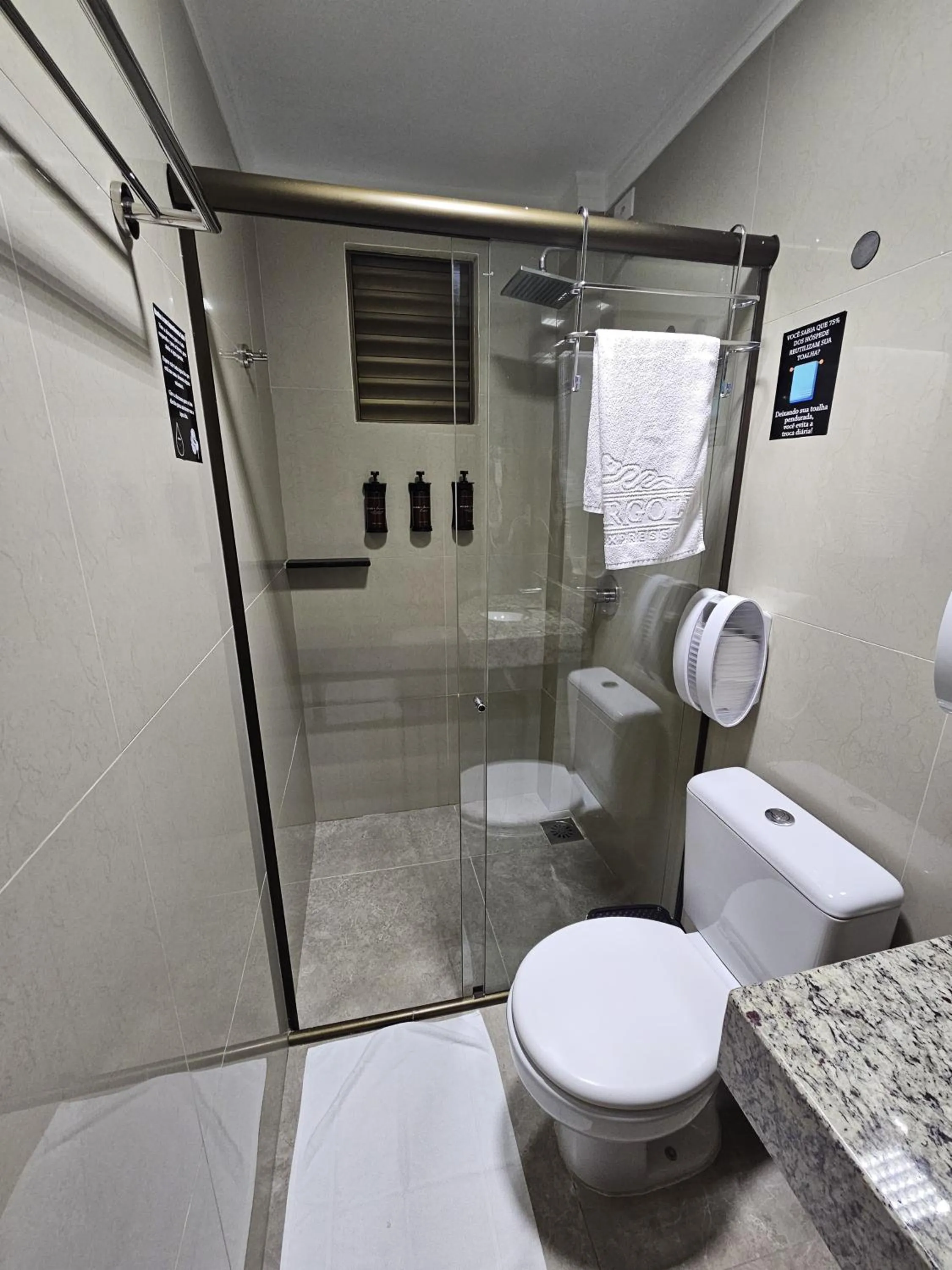 Master Gold Hotel Express