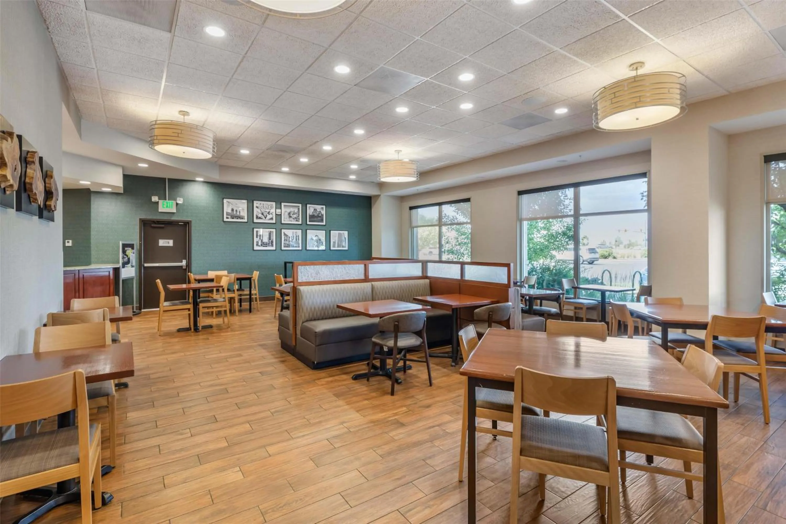 Breakfast in Drury Plaza Hotel Denver Central Park