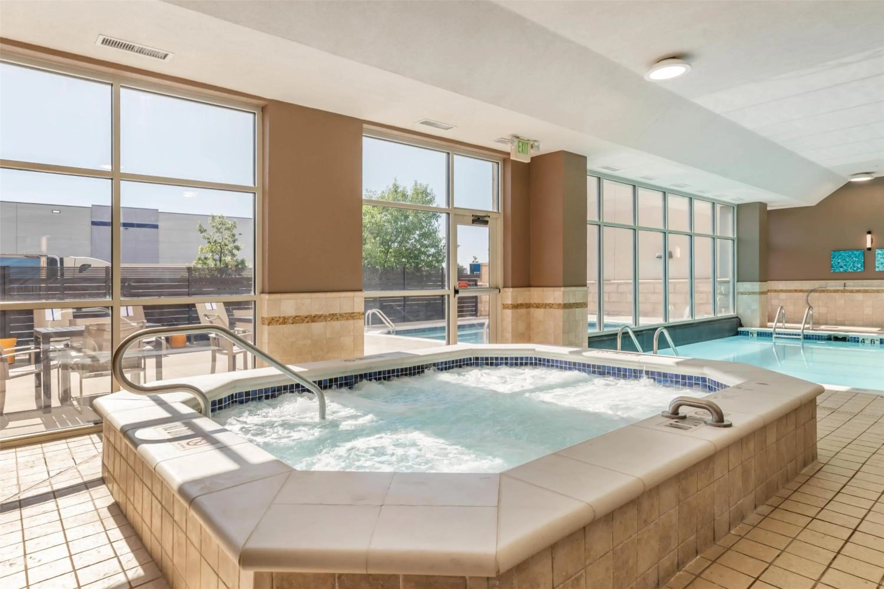 Pool view in Drury Plaza Hotel Denver Central Park