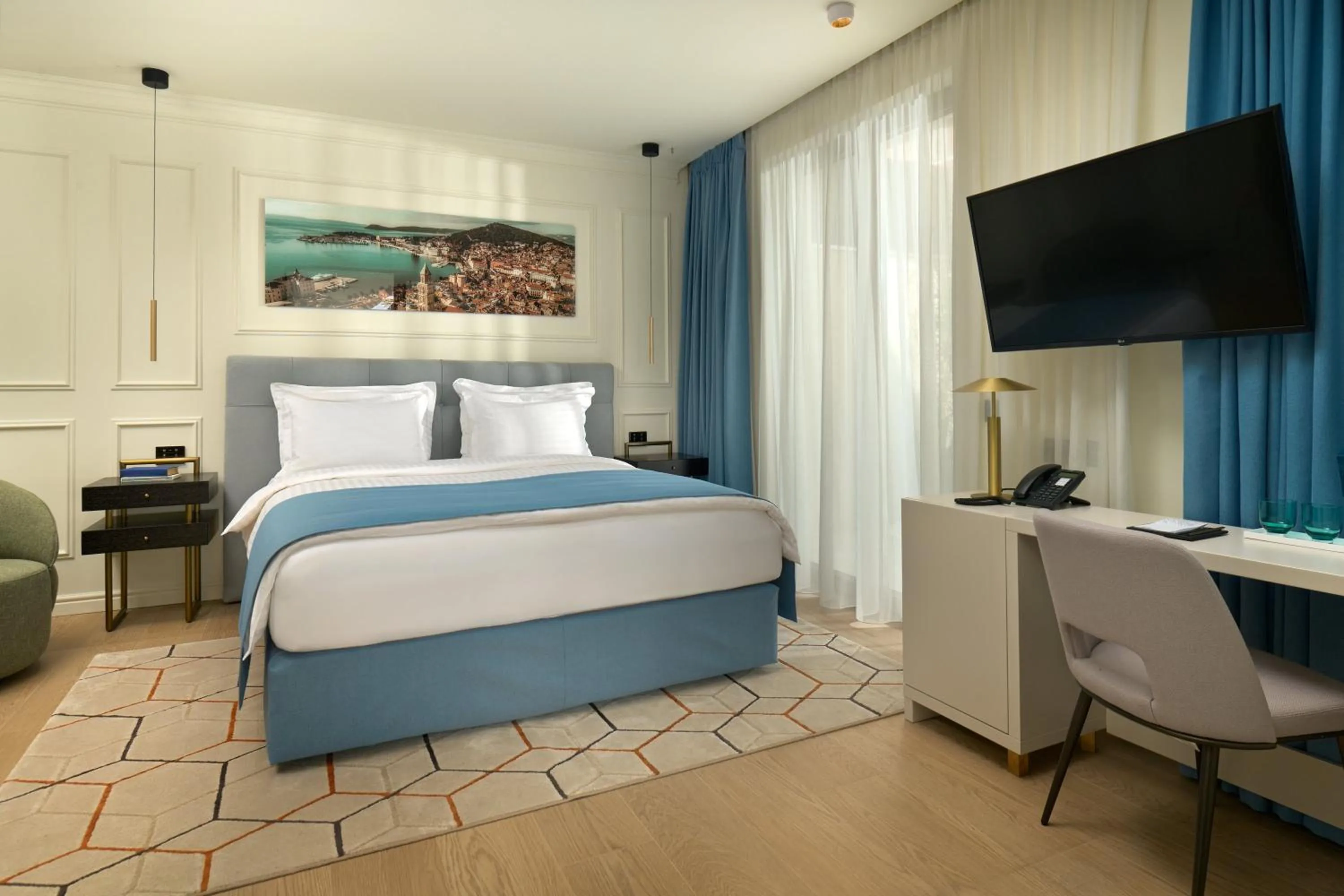 Bed in Mirari Boutique Hotel