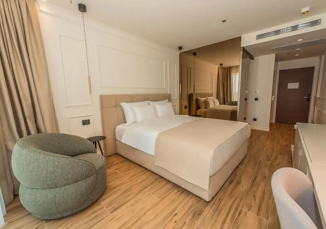 Bed in Mirari Boutique Hotel