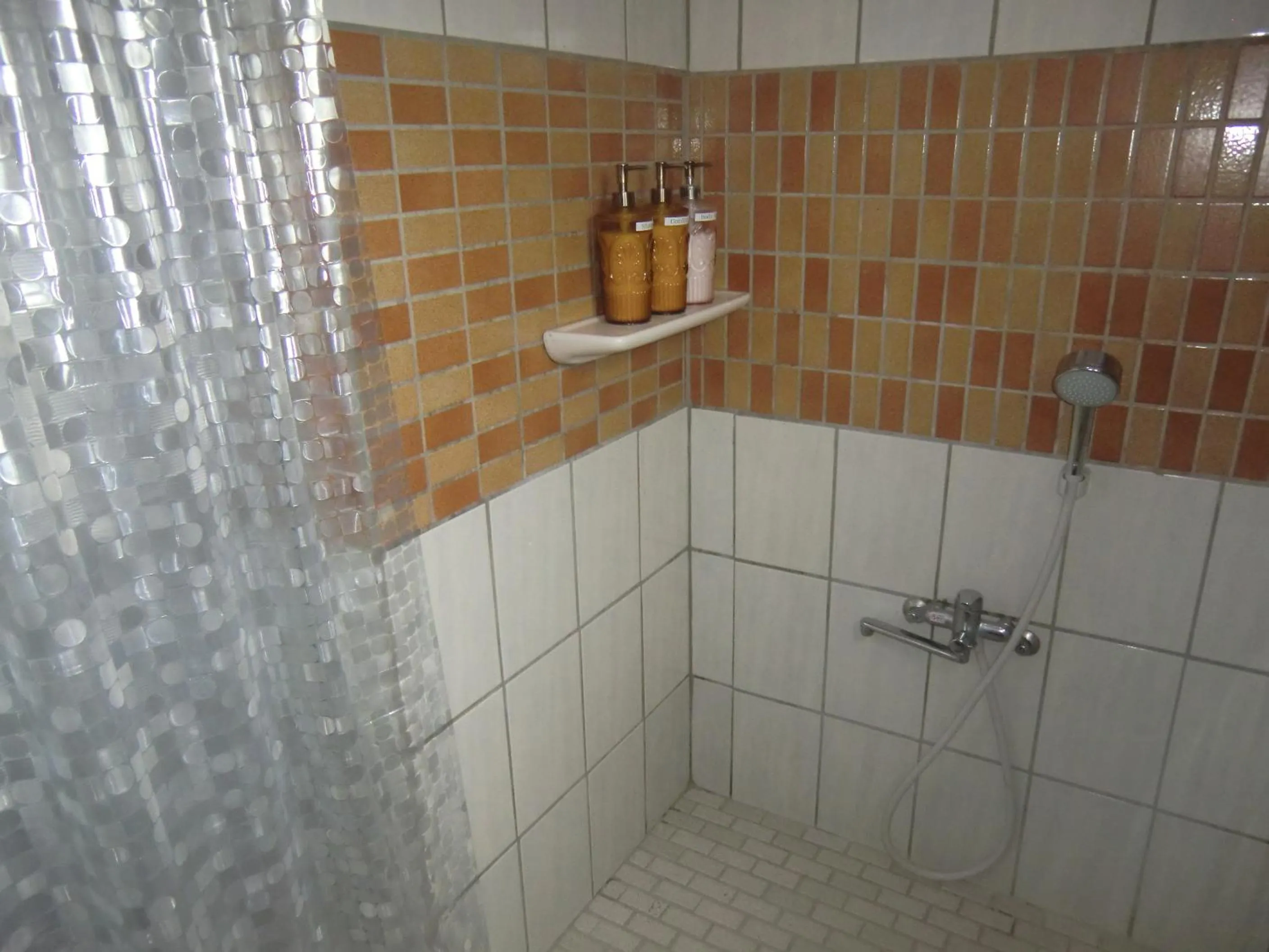 Holiday House Ryukyu-an "MUSIC HOSTEL"