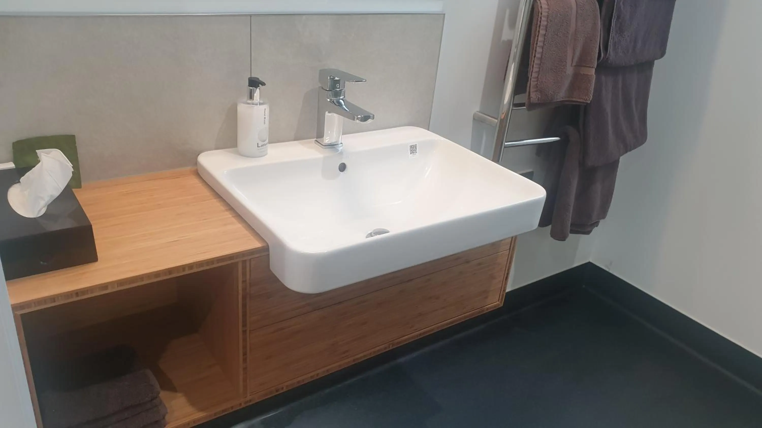 Bathroom in The Strand