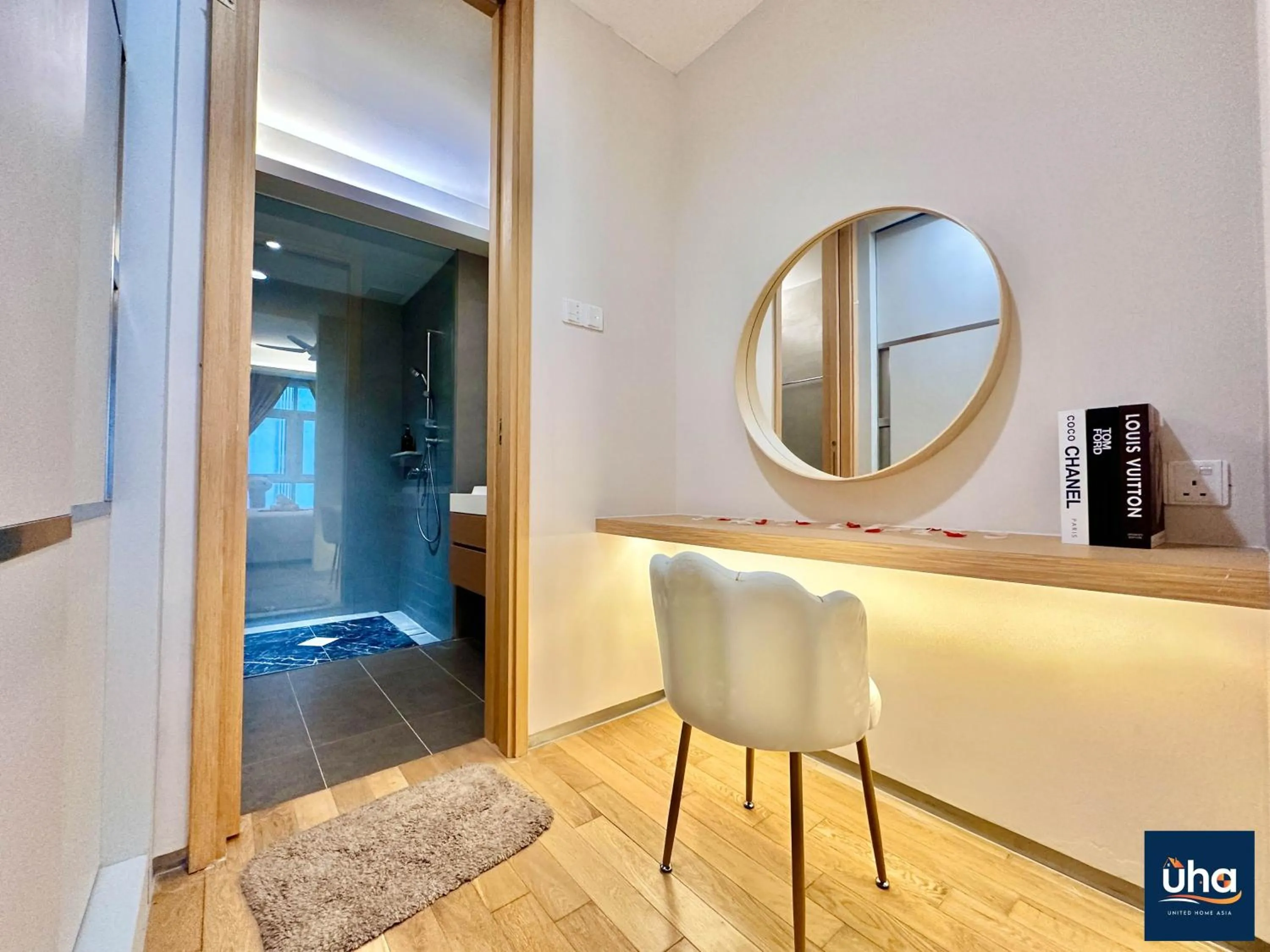 Pine Tree Suites by RR JBcity