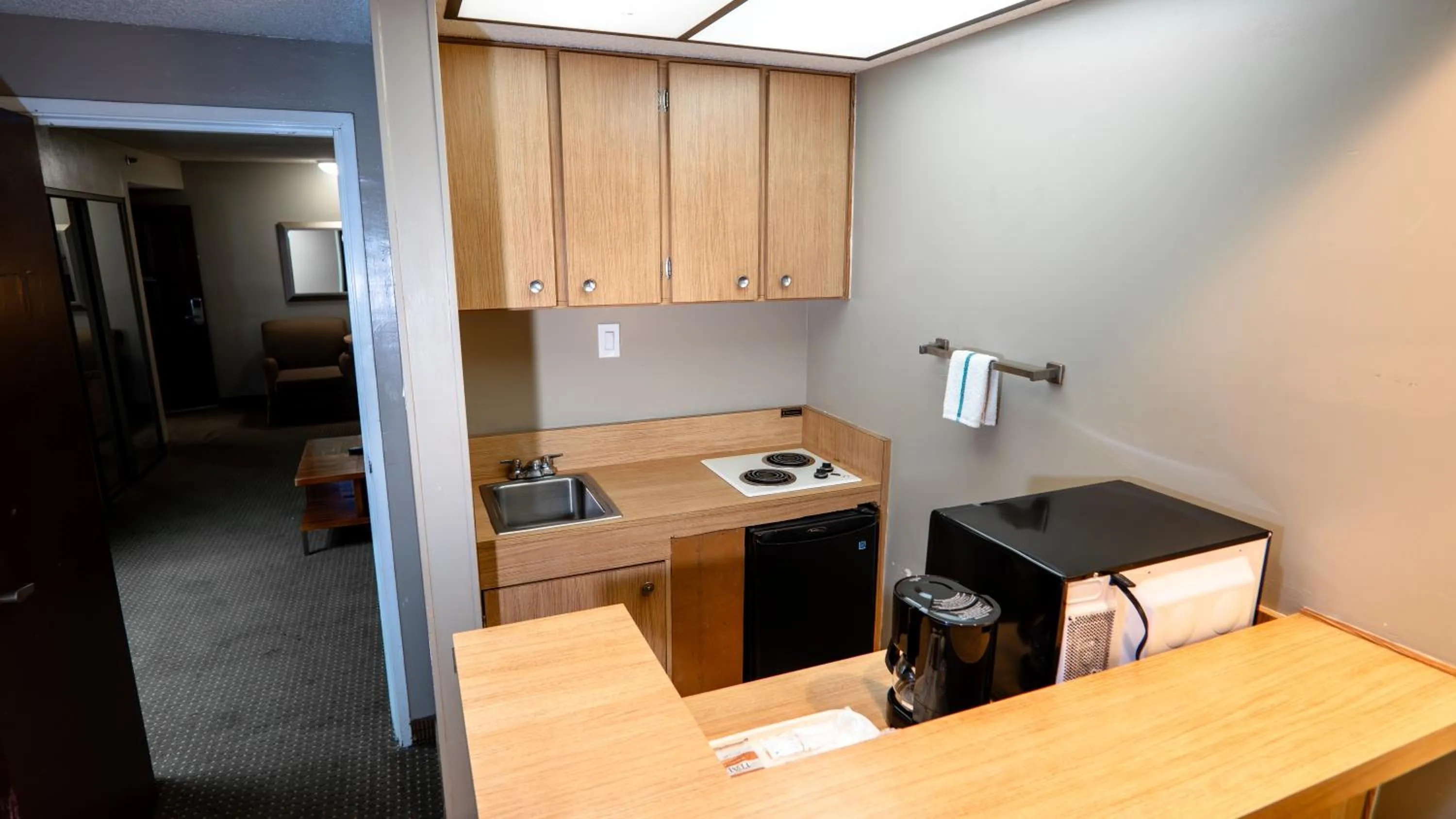 Kitchen or kitchenette in Motel 6 Victorville, CA - Civic Center - Route 66