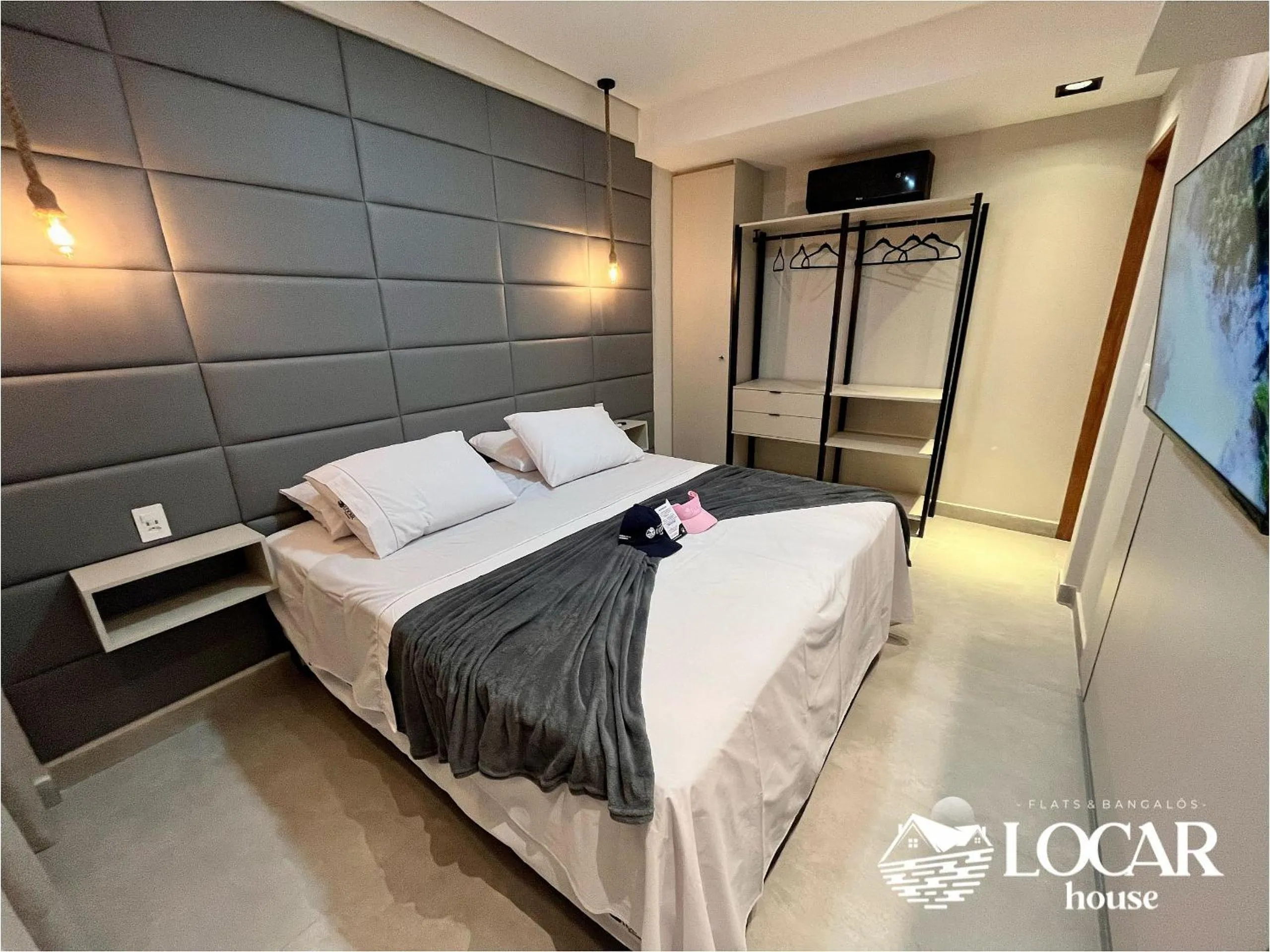 Bedroom, Bed in Flat Luxo com piscina privativa Resort île de Pipa - Locar House