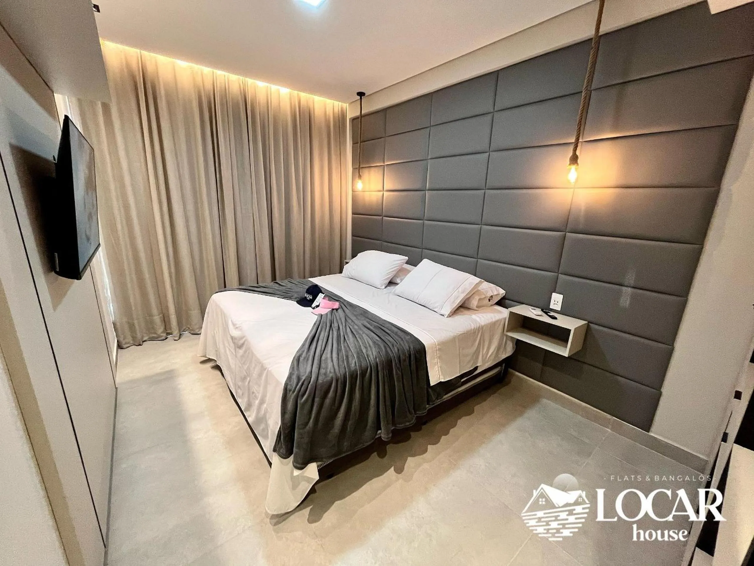 Bedroom, Bed in Flat Luxo com piscina privativa Resort île de Pipa - Locar House