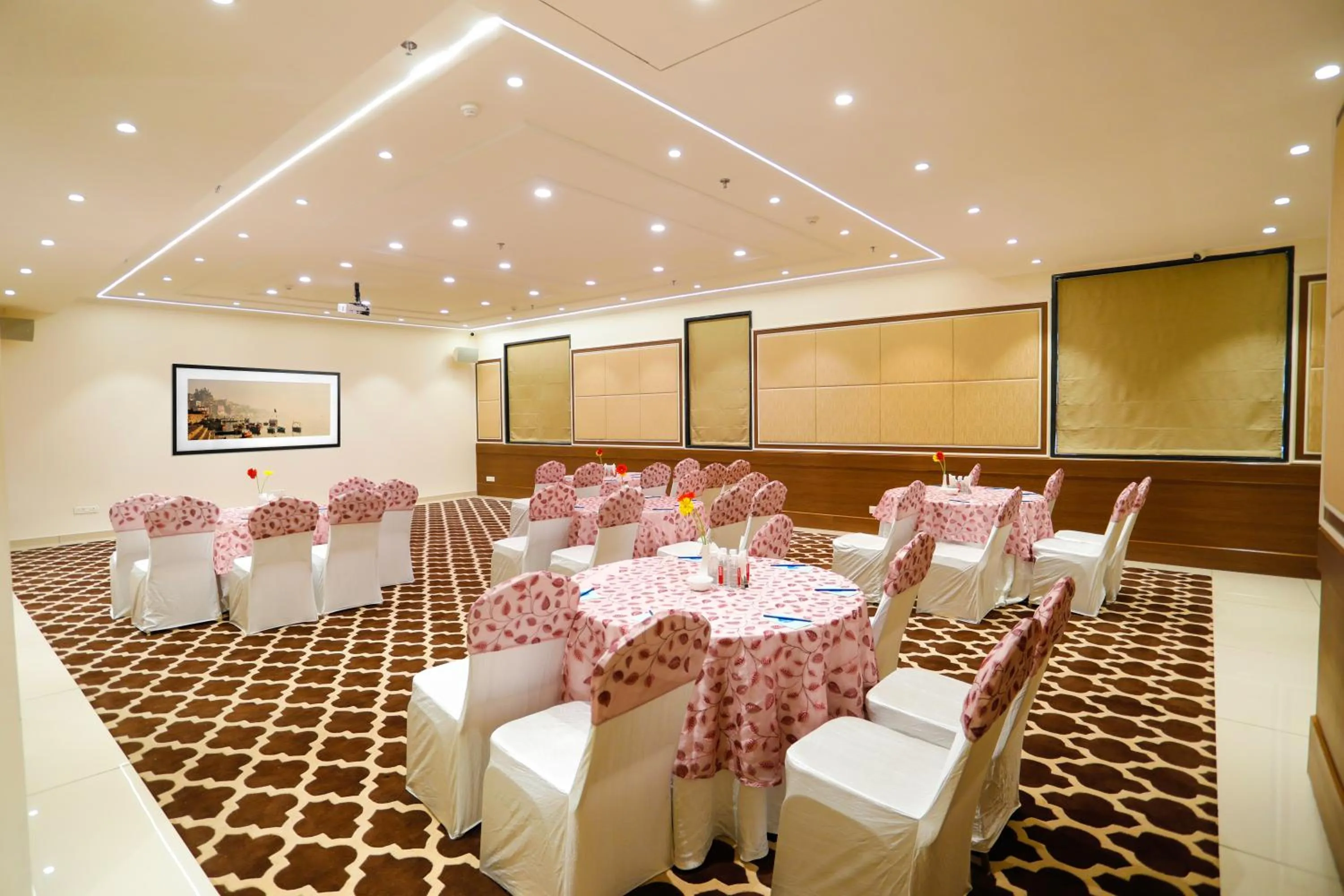 Banquet/Function facilities in Hotel Dolphin International