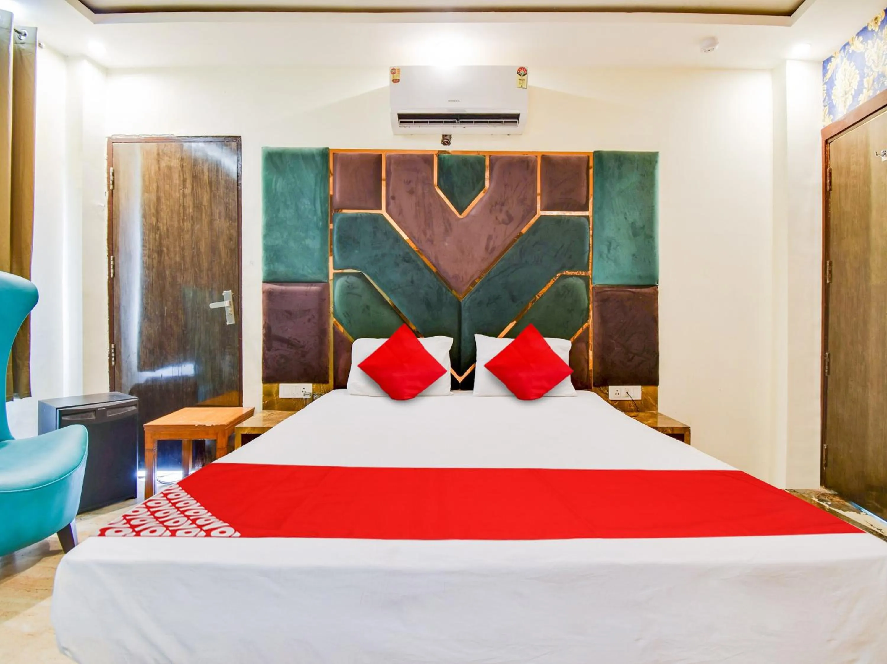 Bedroom in Hotel O Double RR