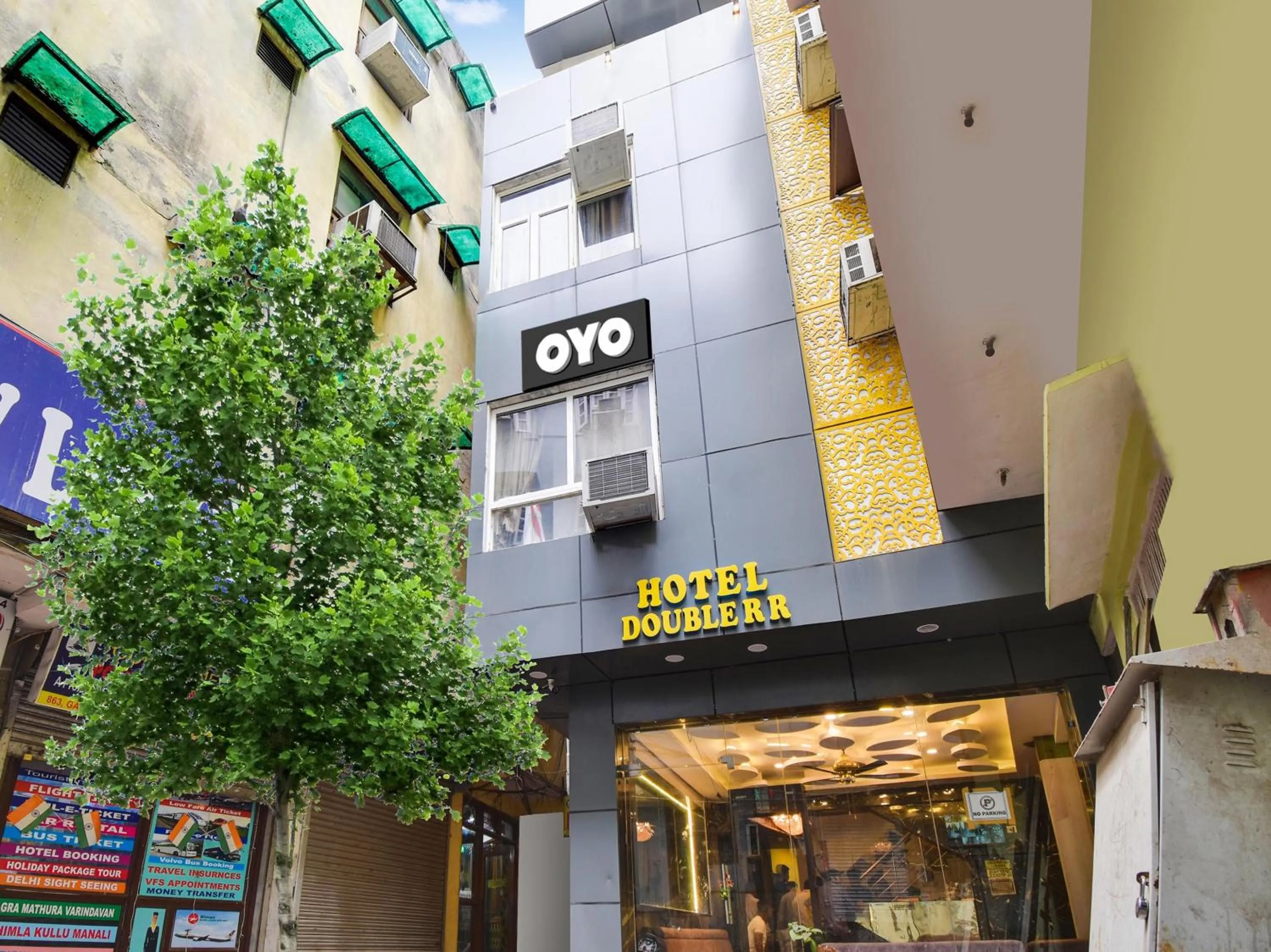 Facade/entrance in Hotel O Double RR