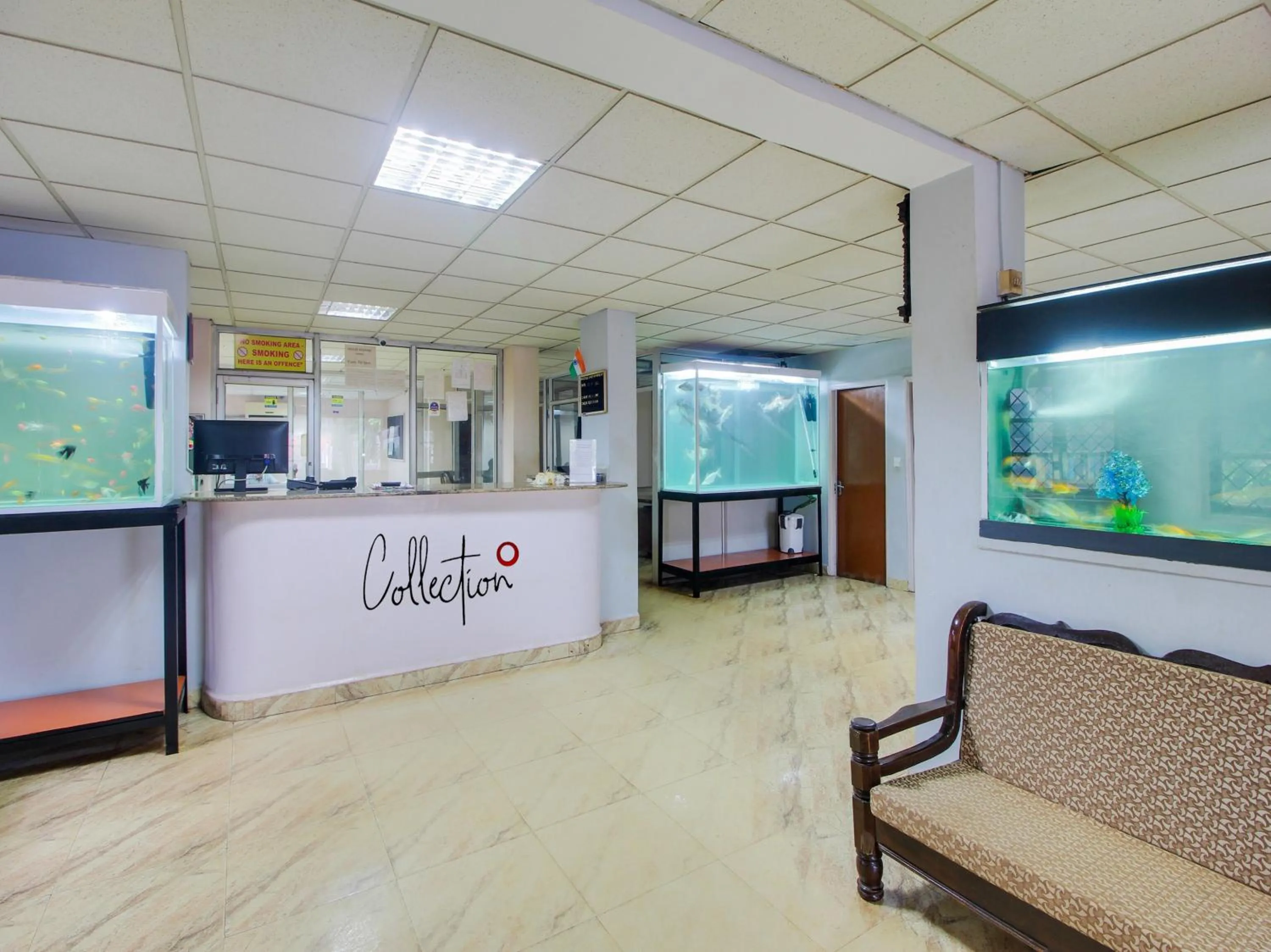 Lobby or reception in Collection O Maizons Lakeview Resort