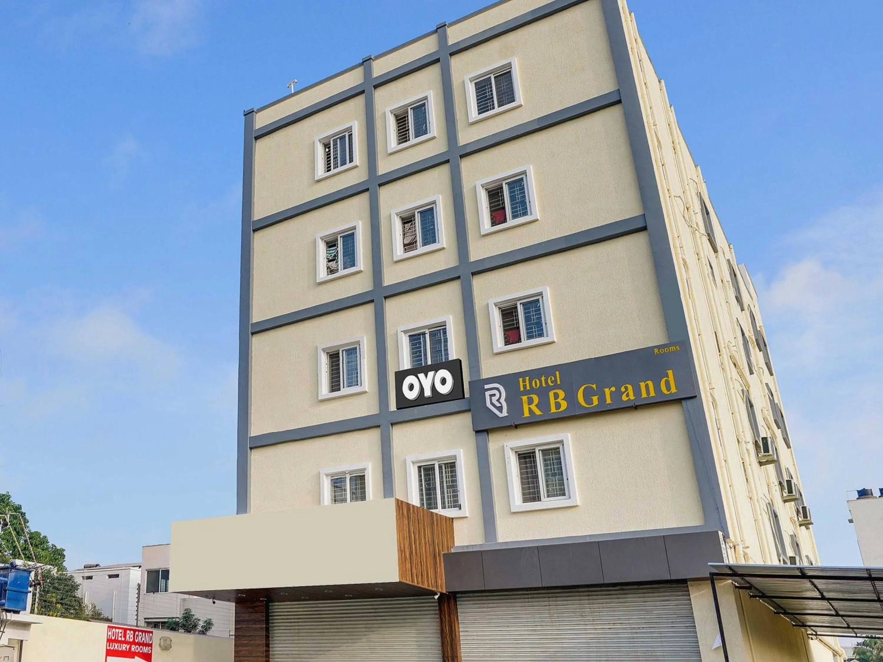 Facade/entrance in Collection O RB GRAND @ KOMPALLY