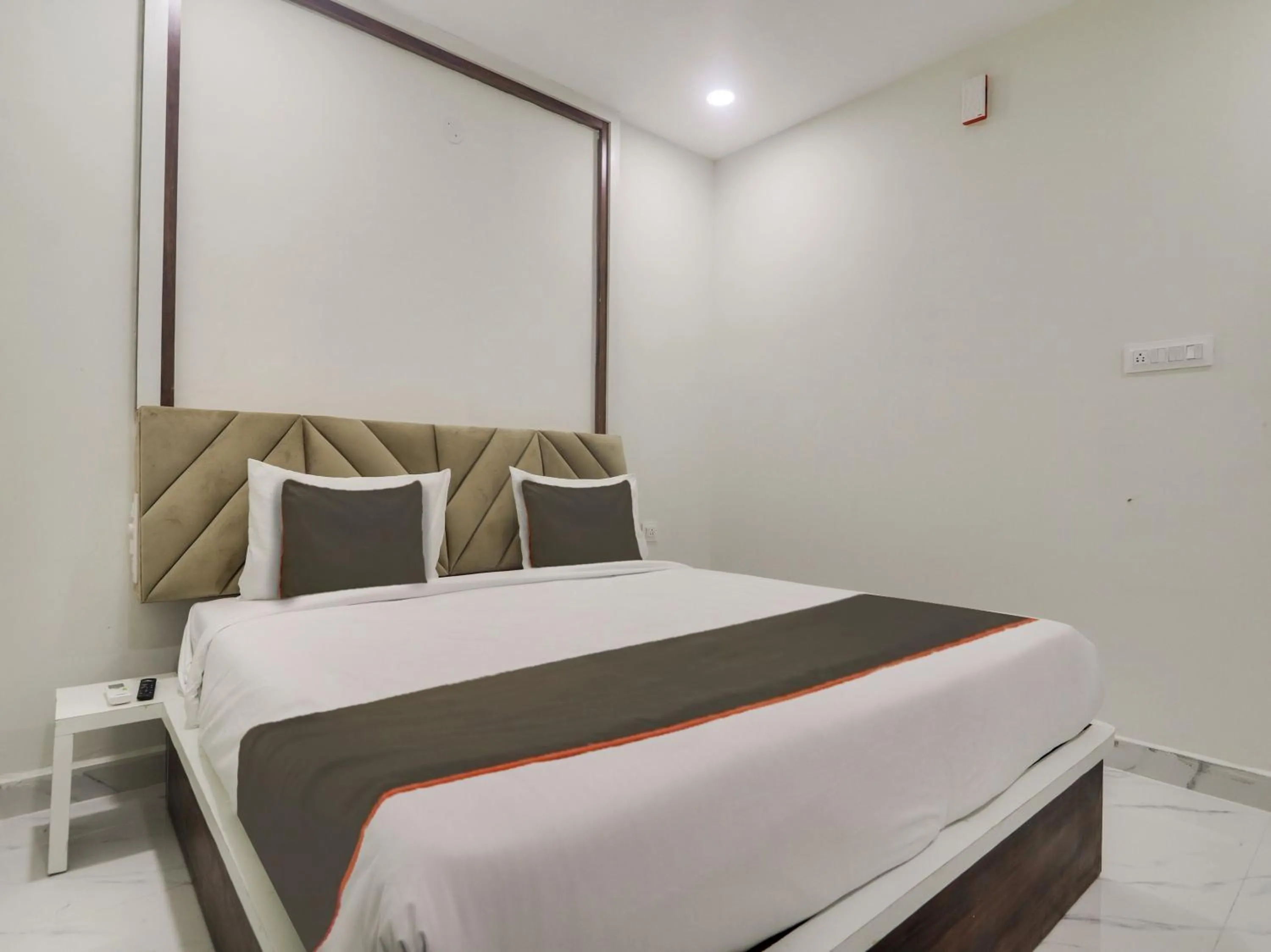 Bedroom, Bed in Collection O RB GRAND @ KOMPALLY