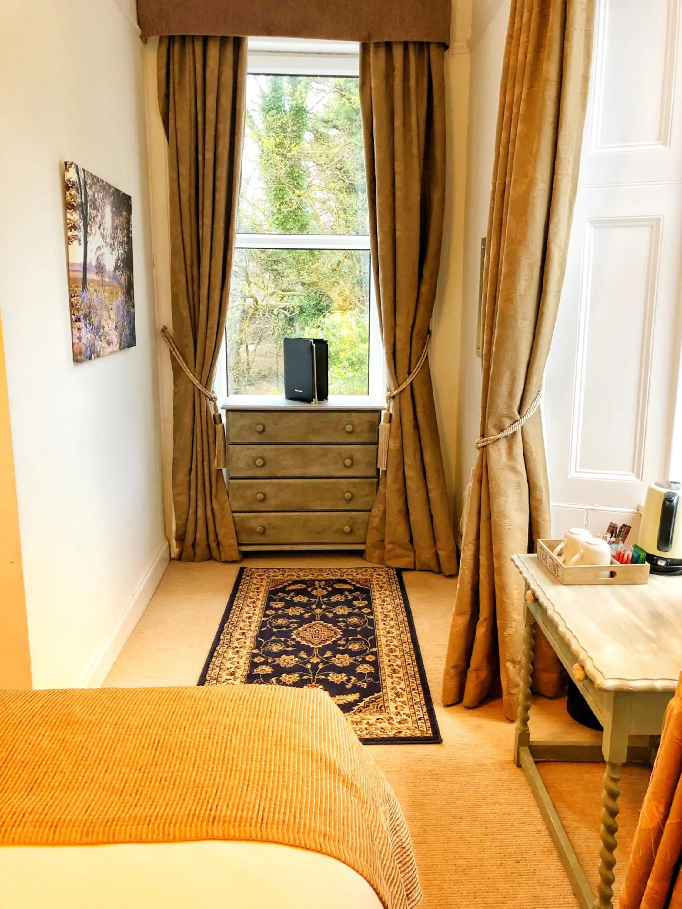 Bed in The Arran Lodge & Arran Sleep Huts