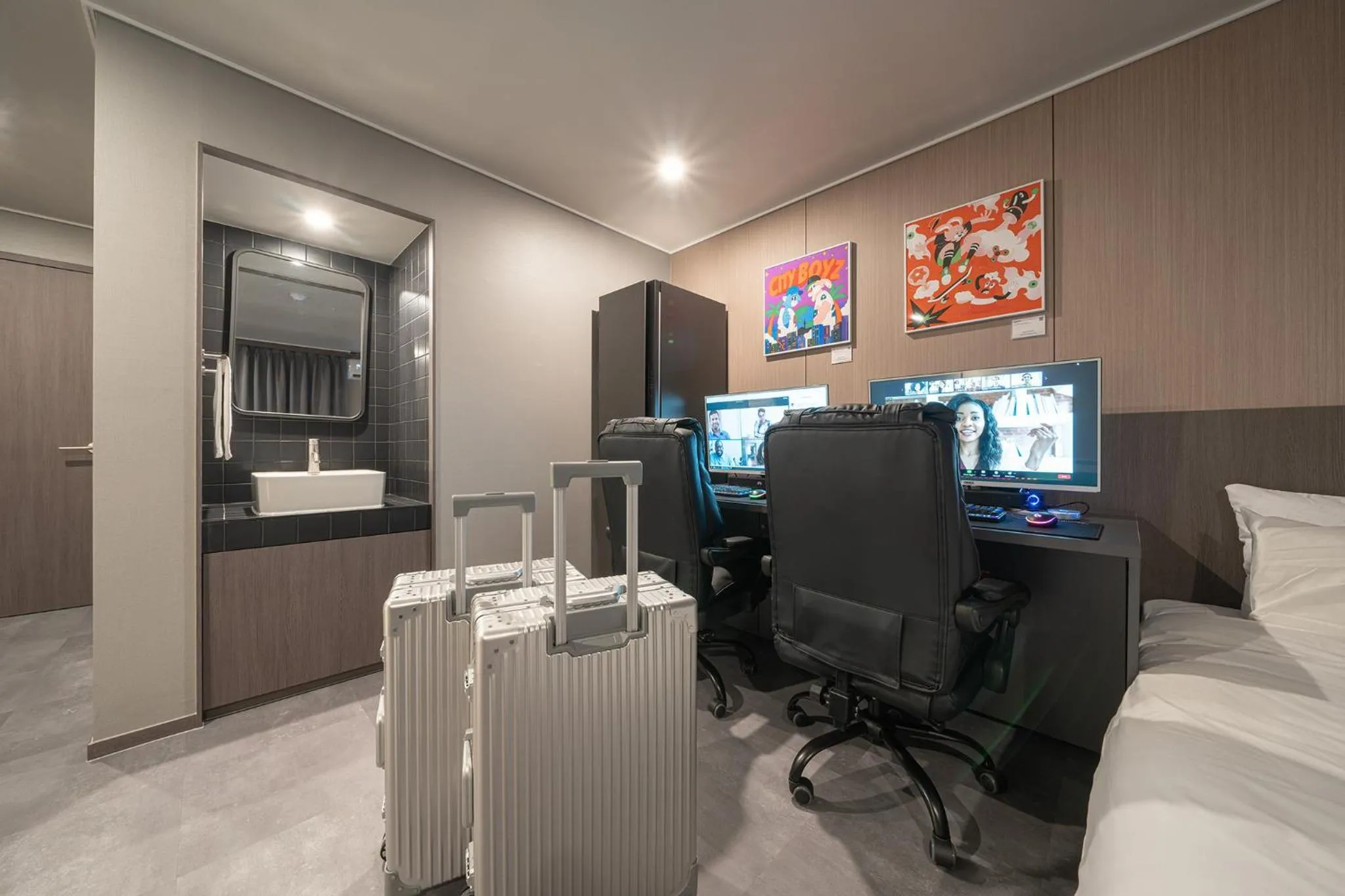 TV and multimedia in Workers Hotel Ansan by Aank