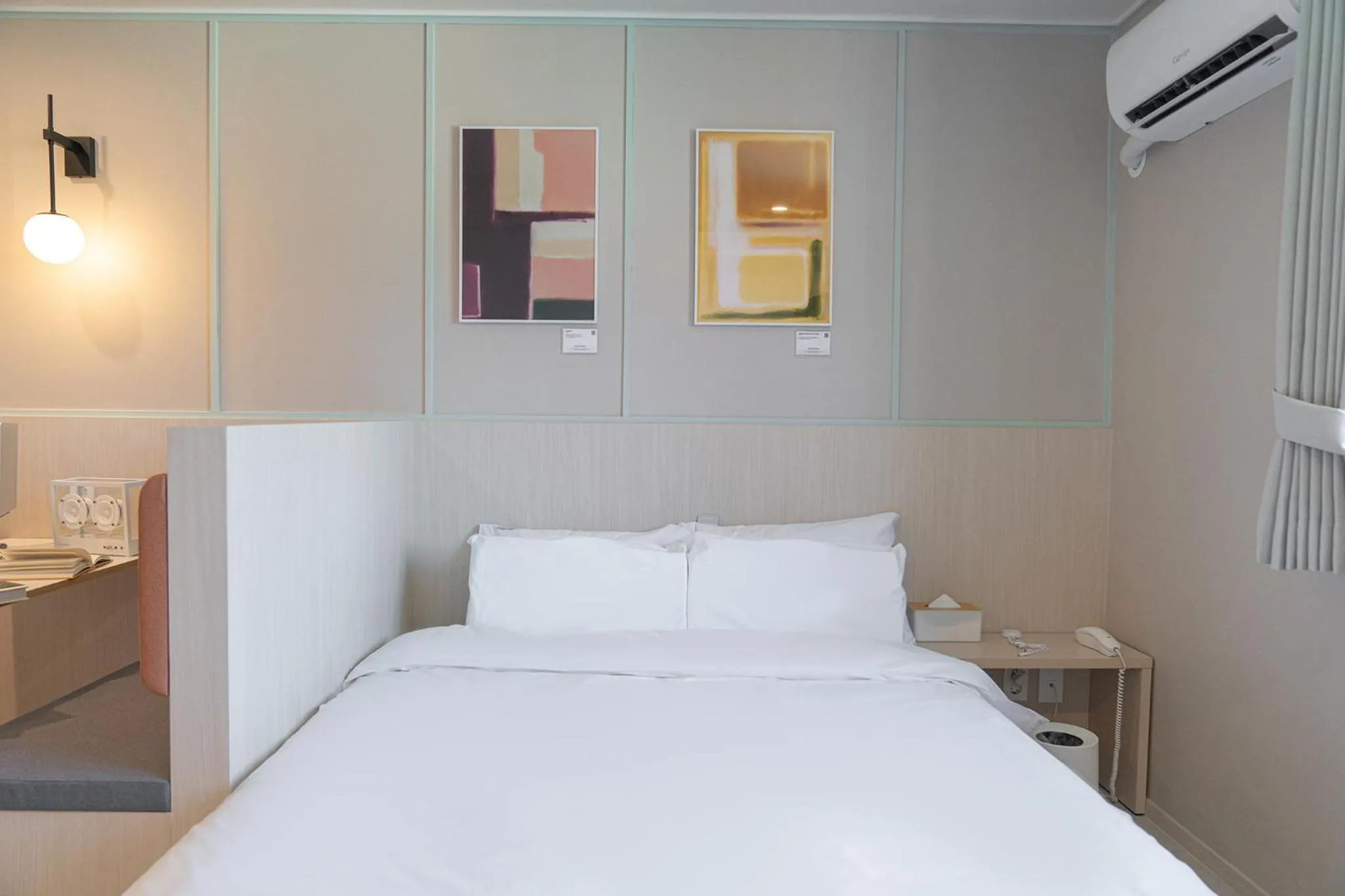 Bed in Workers Hotel Ansan by Aank