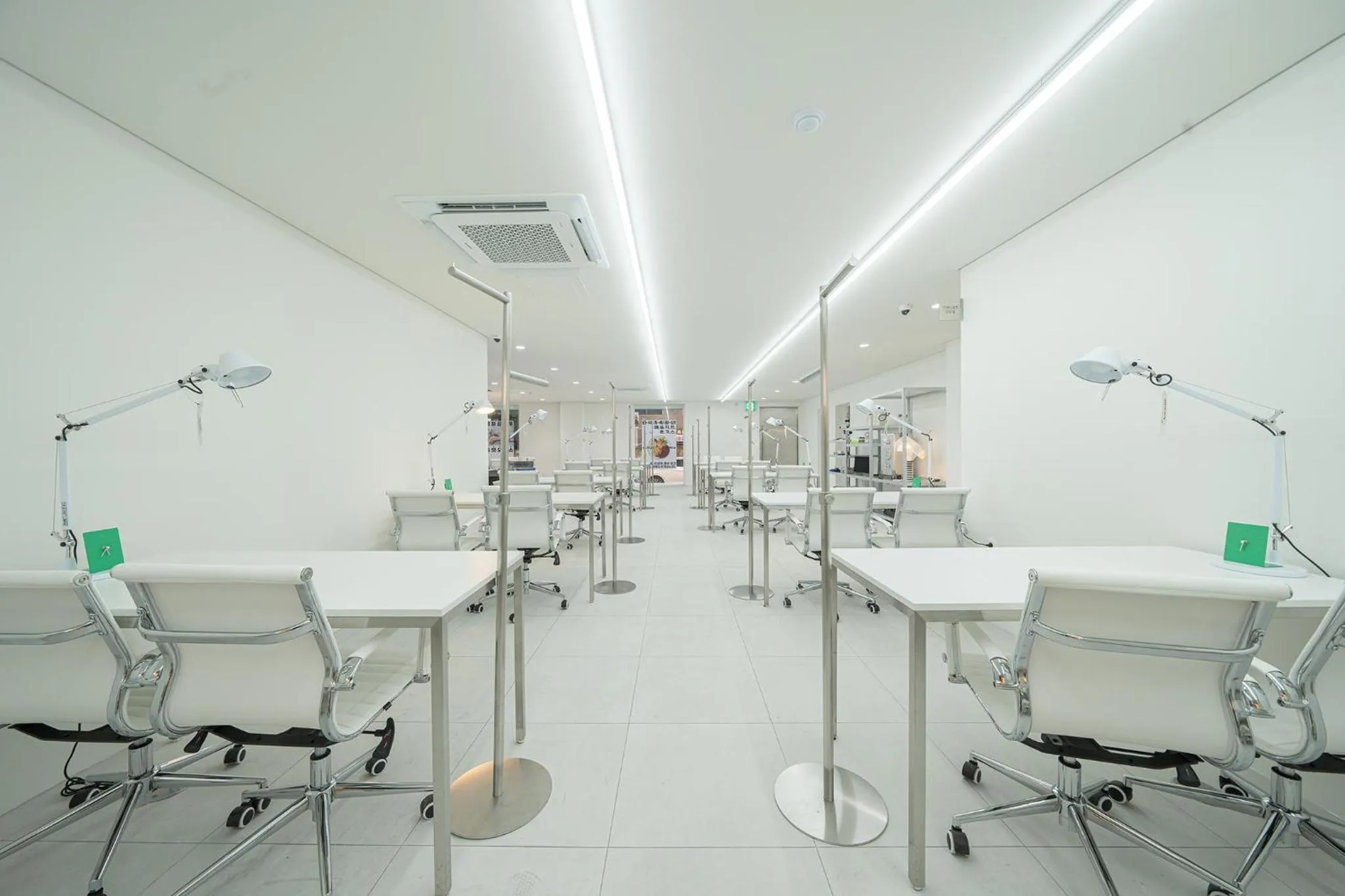 Restaurant/places to eat in Workers Hotel Ansan by Aank