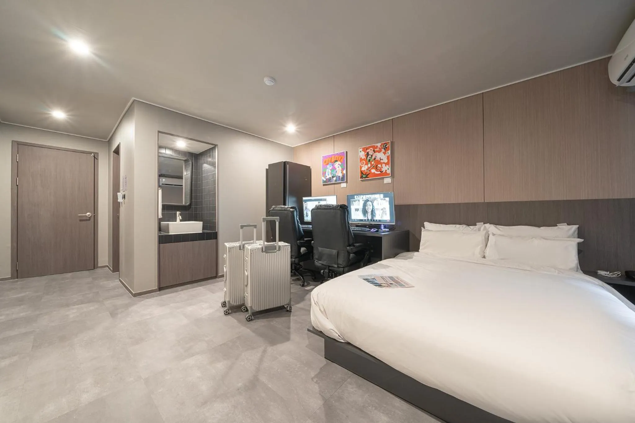 Bedroom, Bed in Workers Hotel Ansan by Aank