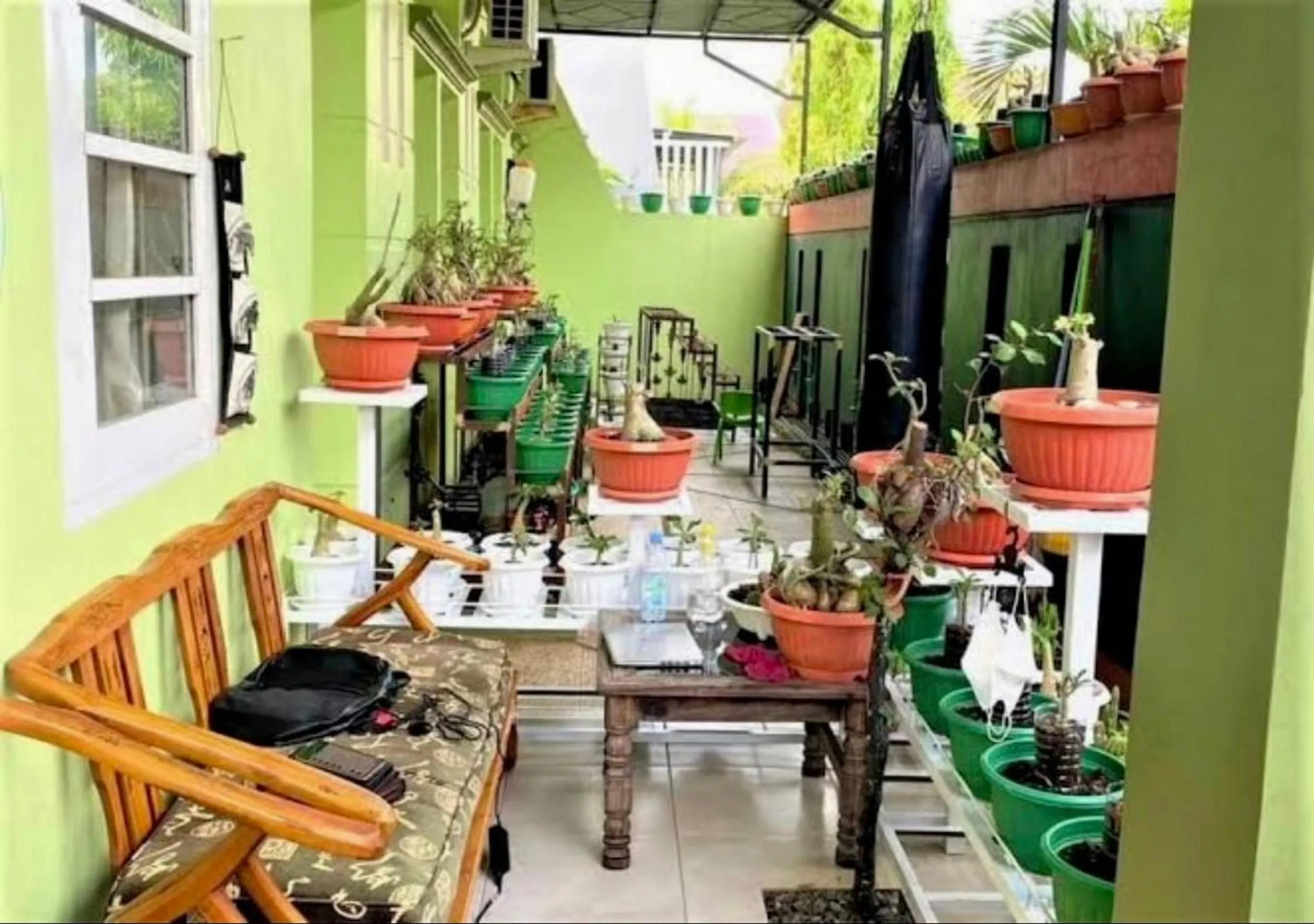 Facade/entrance in Hotel O Wisma Aliyah Near Sidrap