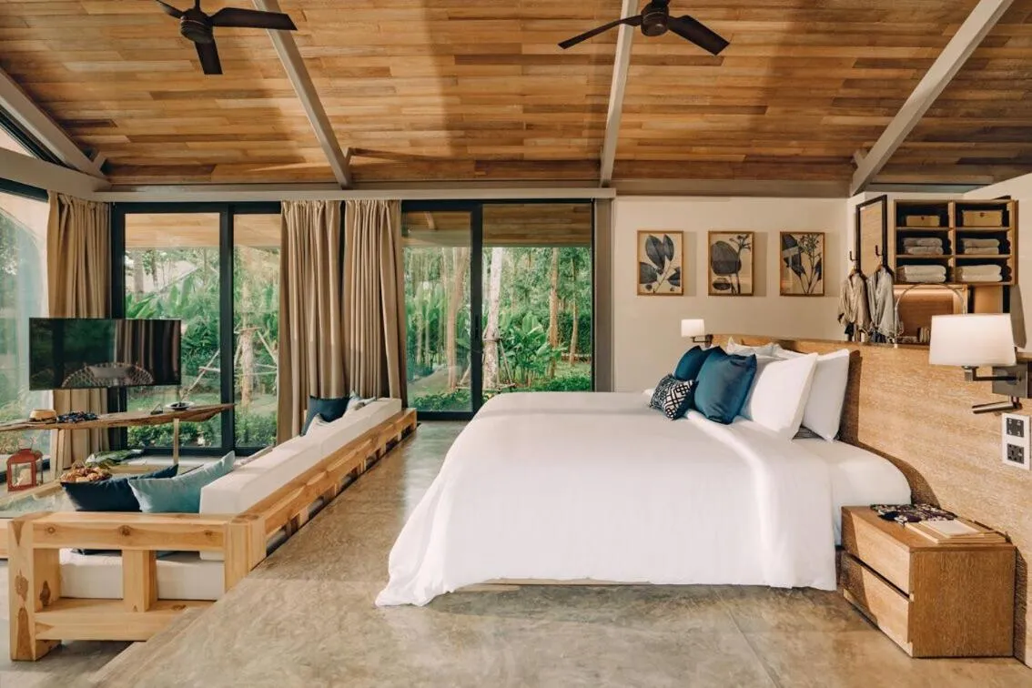 Communal lounge/ TV room, Bed in Villa Escape Burasari