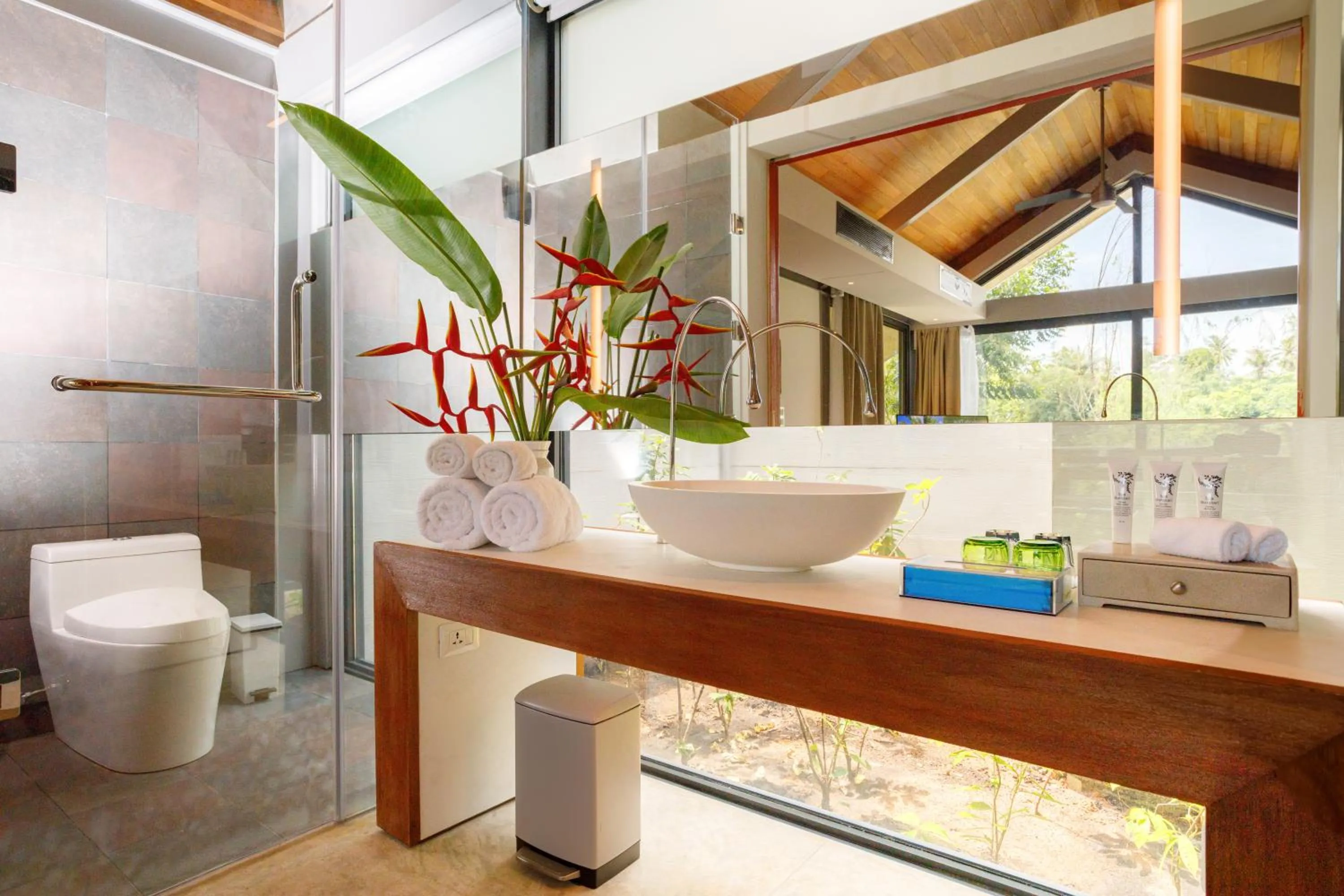 Bathroom in Villa Escape Burasari