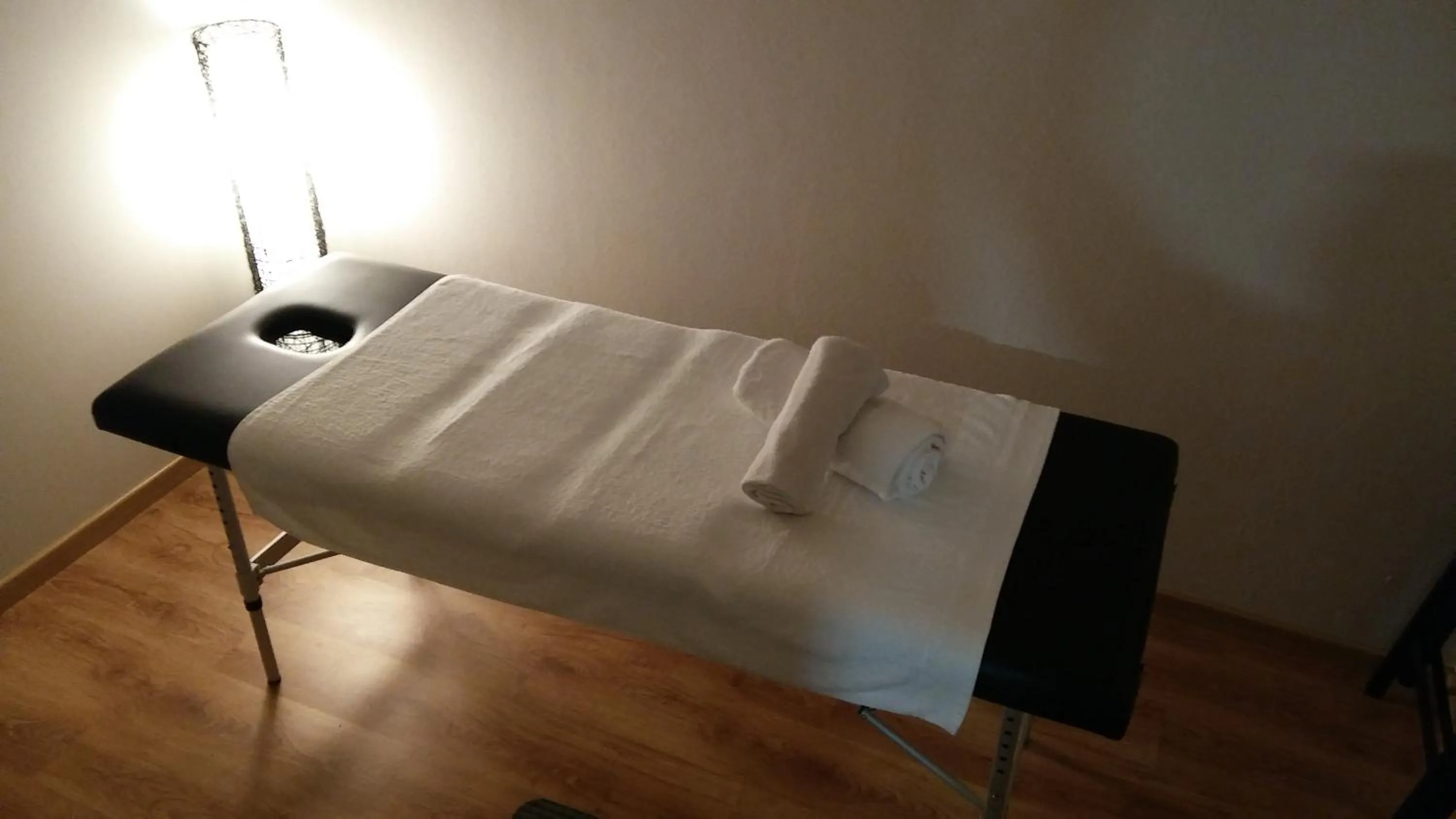 Massage in Alma del Camino - Rooms & Albergue
