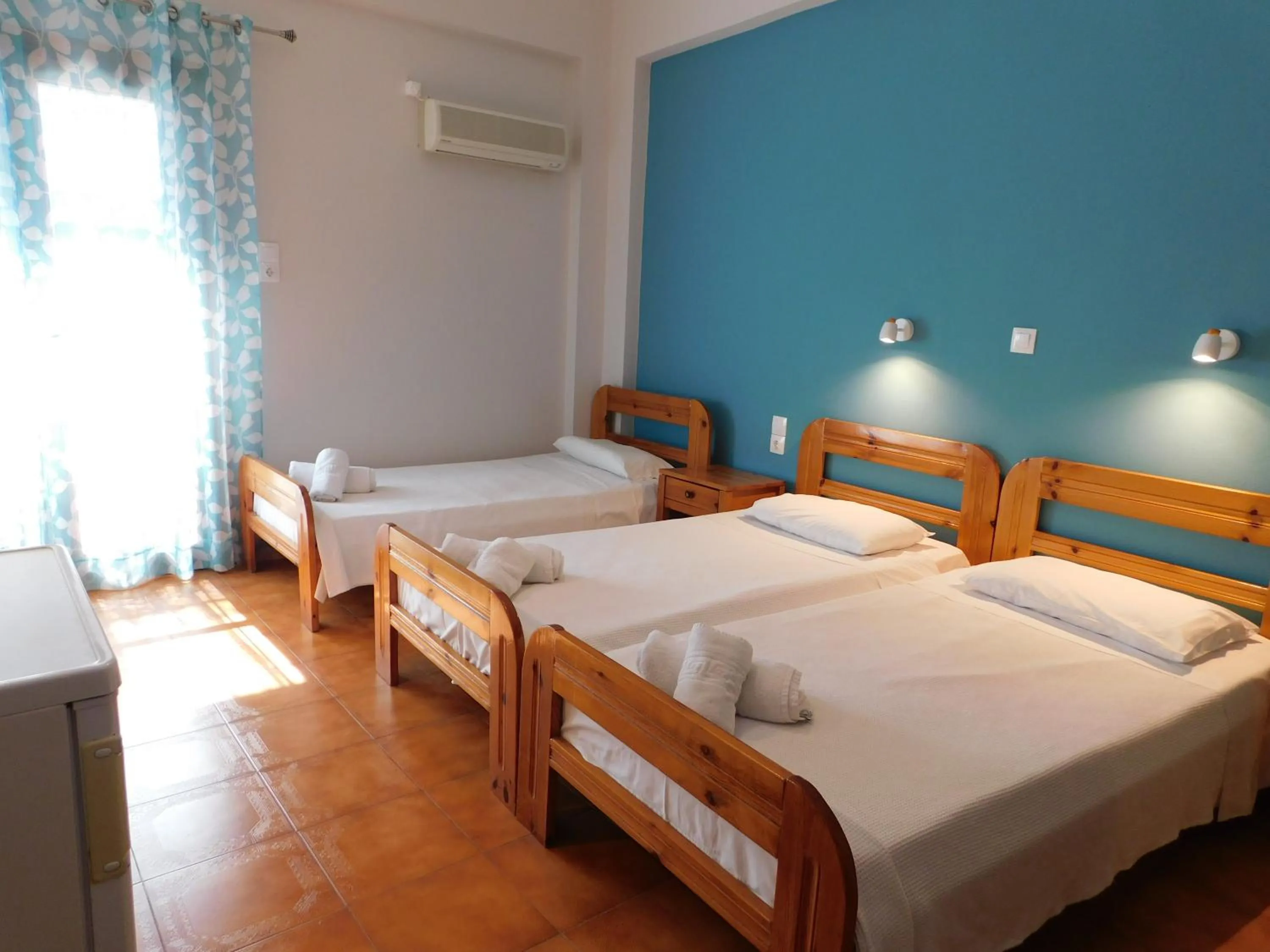 Photo of the whole room, Bed in Perdika Mare Guesthouse