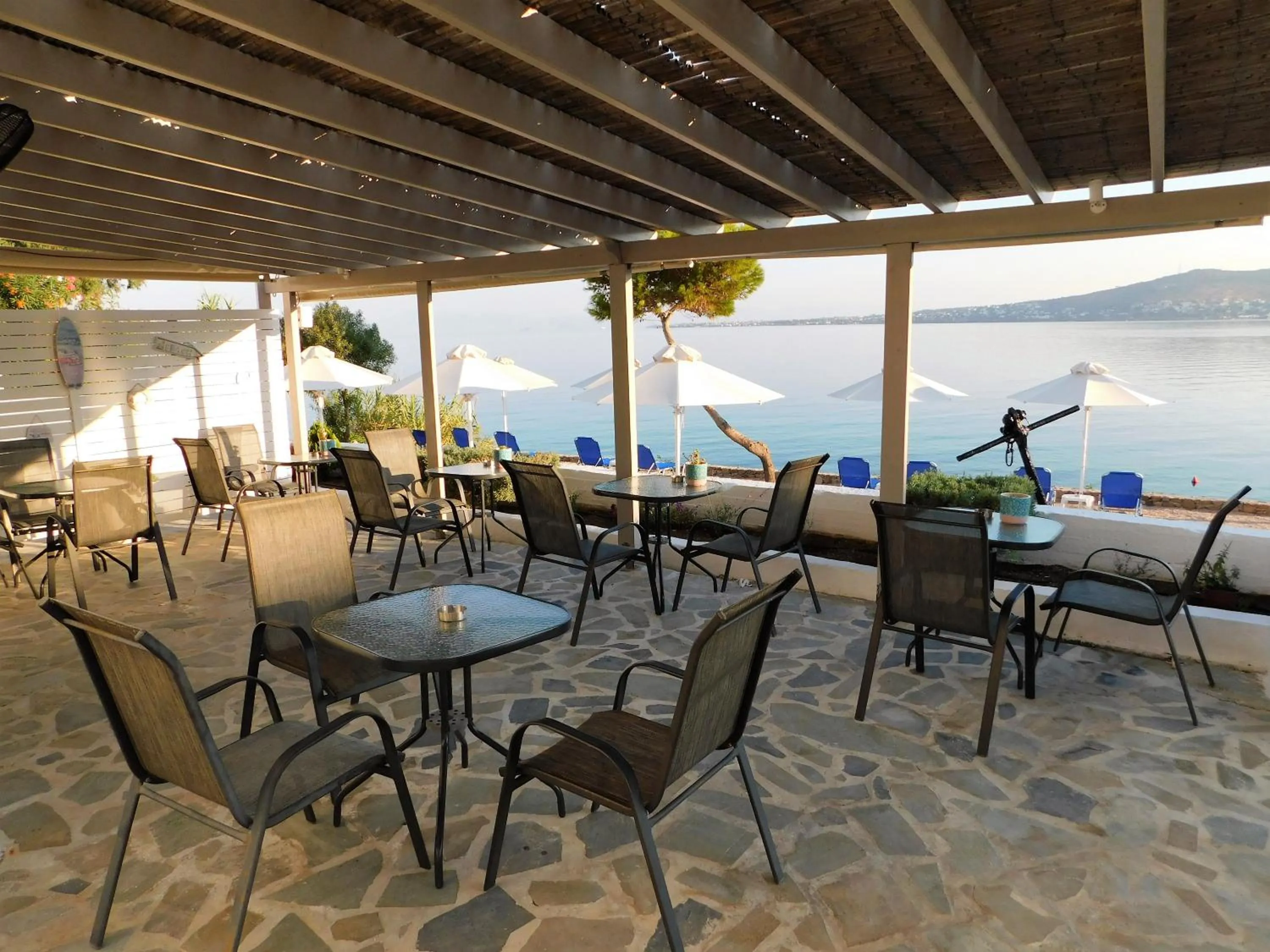 Restaurant/places to eat in Perdika Mare Guesthouse