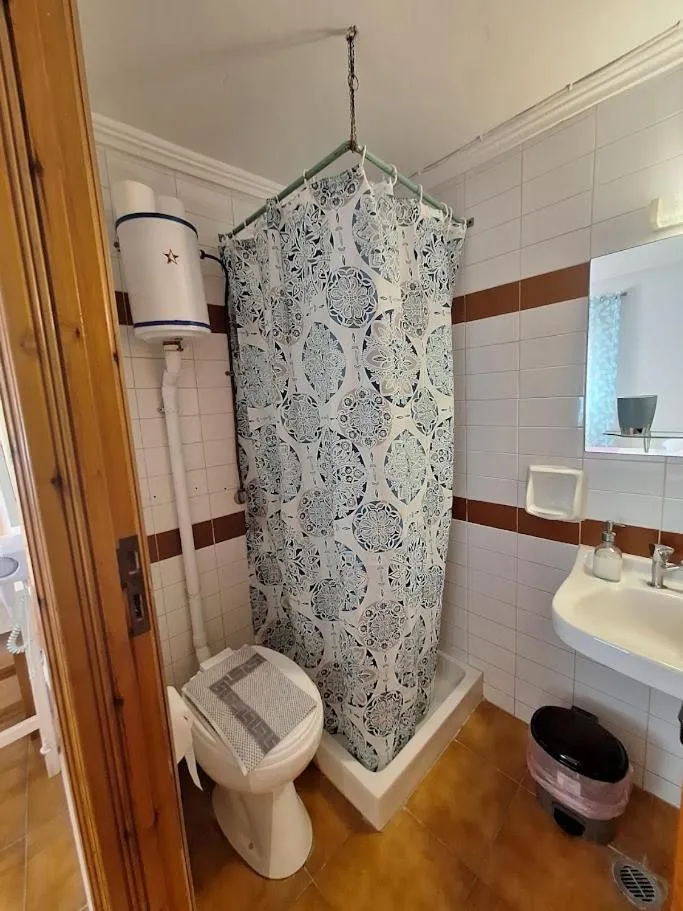 Toilet in Perdika Mare Guesthouse