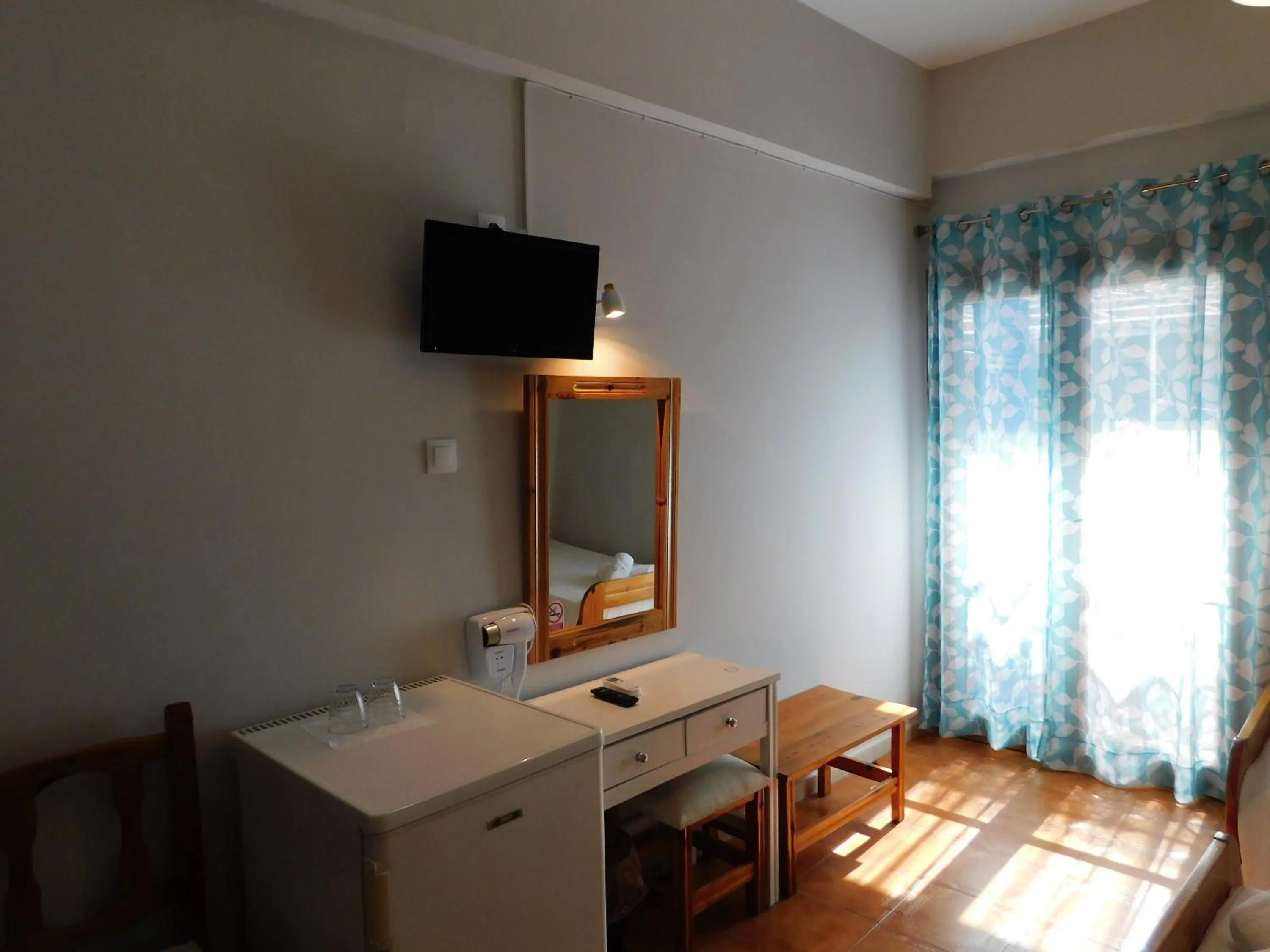 Photo of the whole room in Perdika Mare Guesthouse