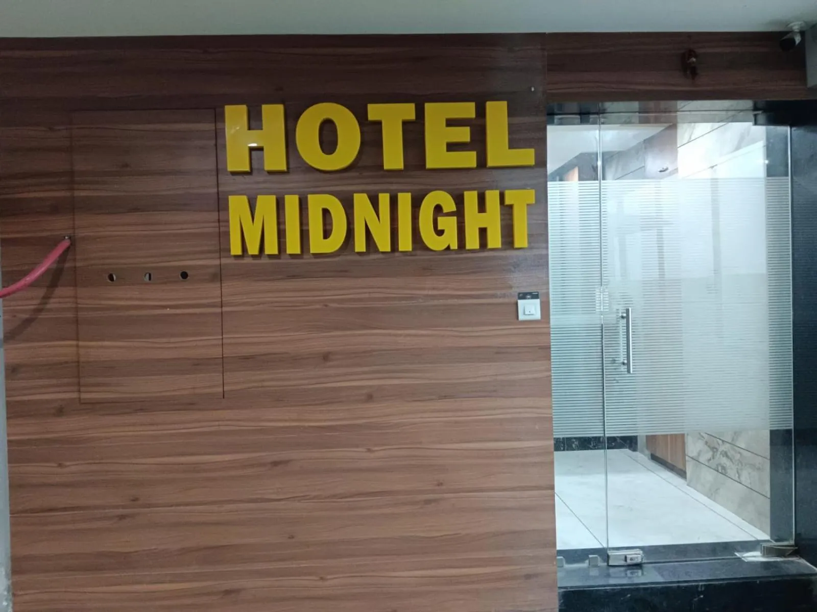 Hotel Midnight