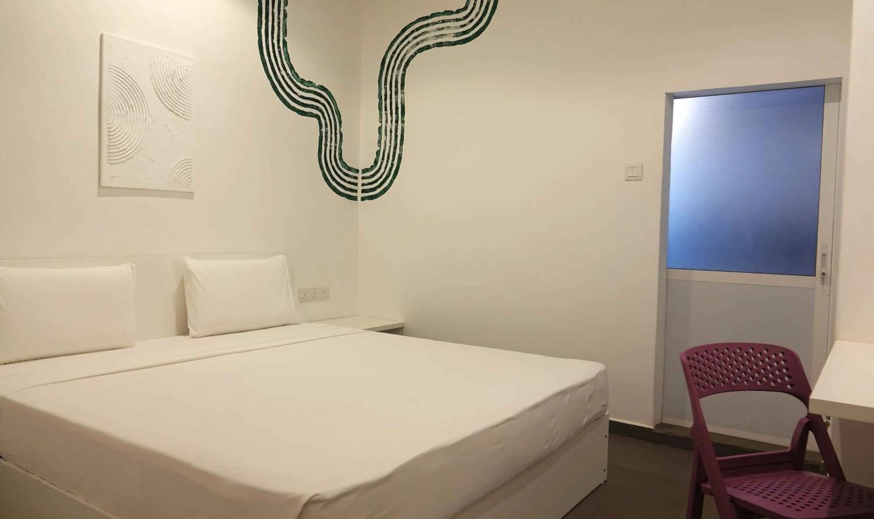 Bed in City Beds Negombo