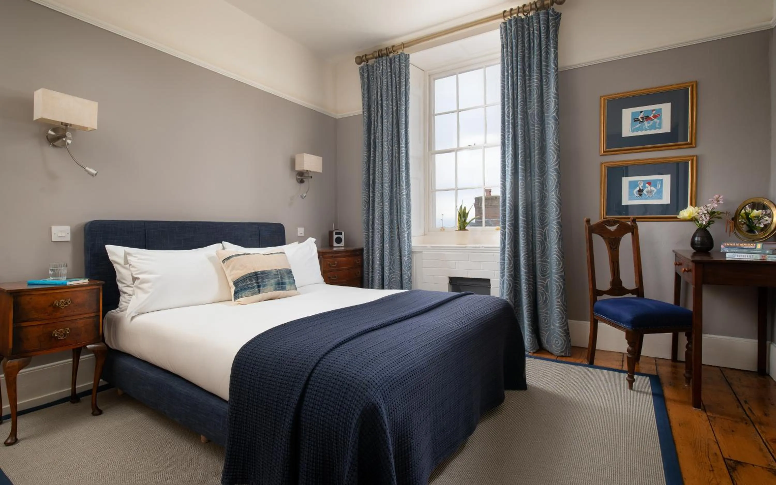 Bedroom in Dorset House