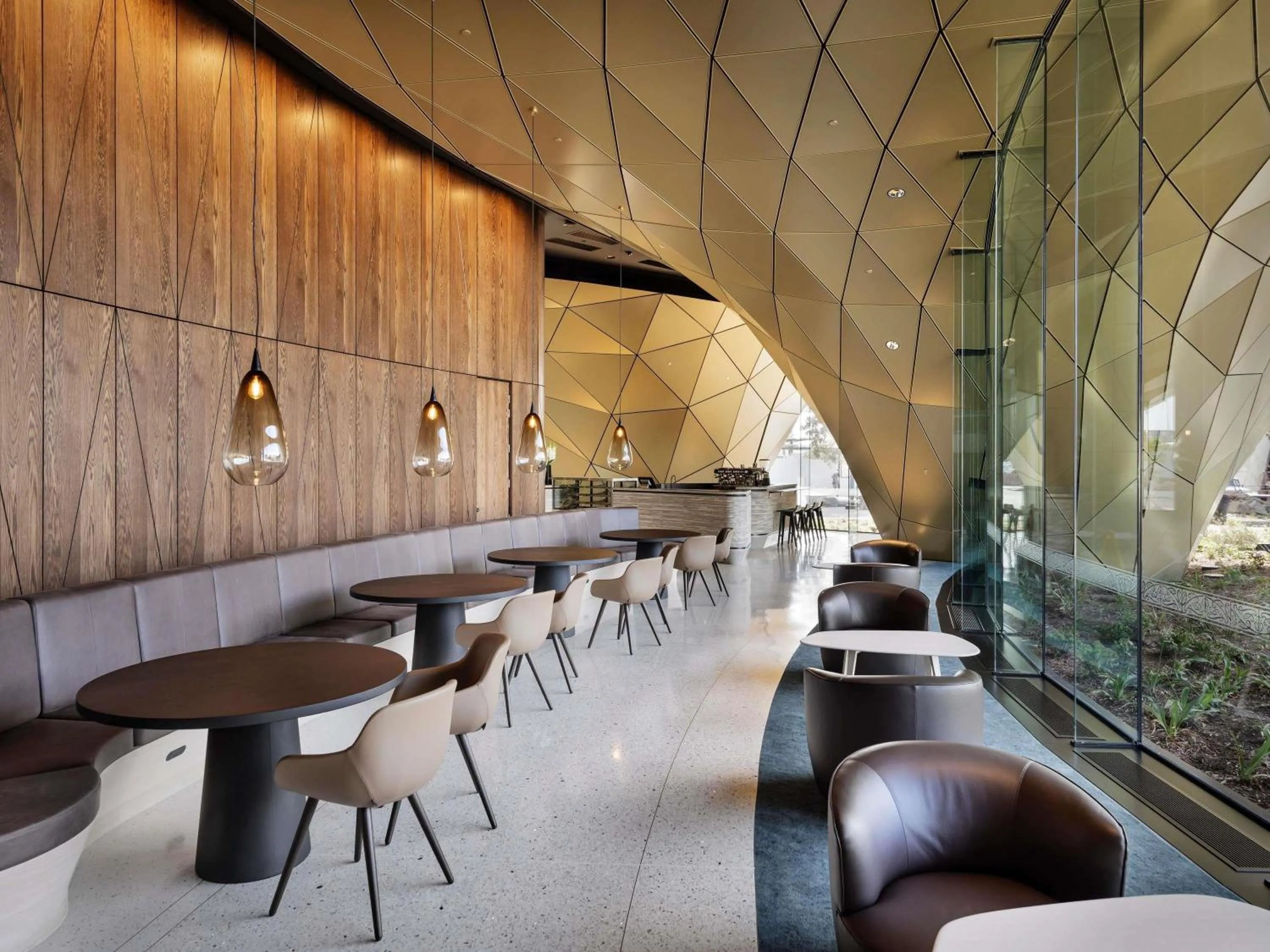 Property building in Pullman Auckland Airport