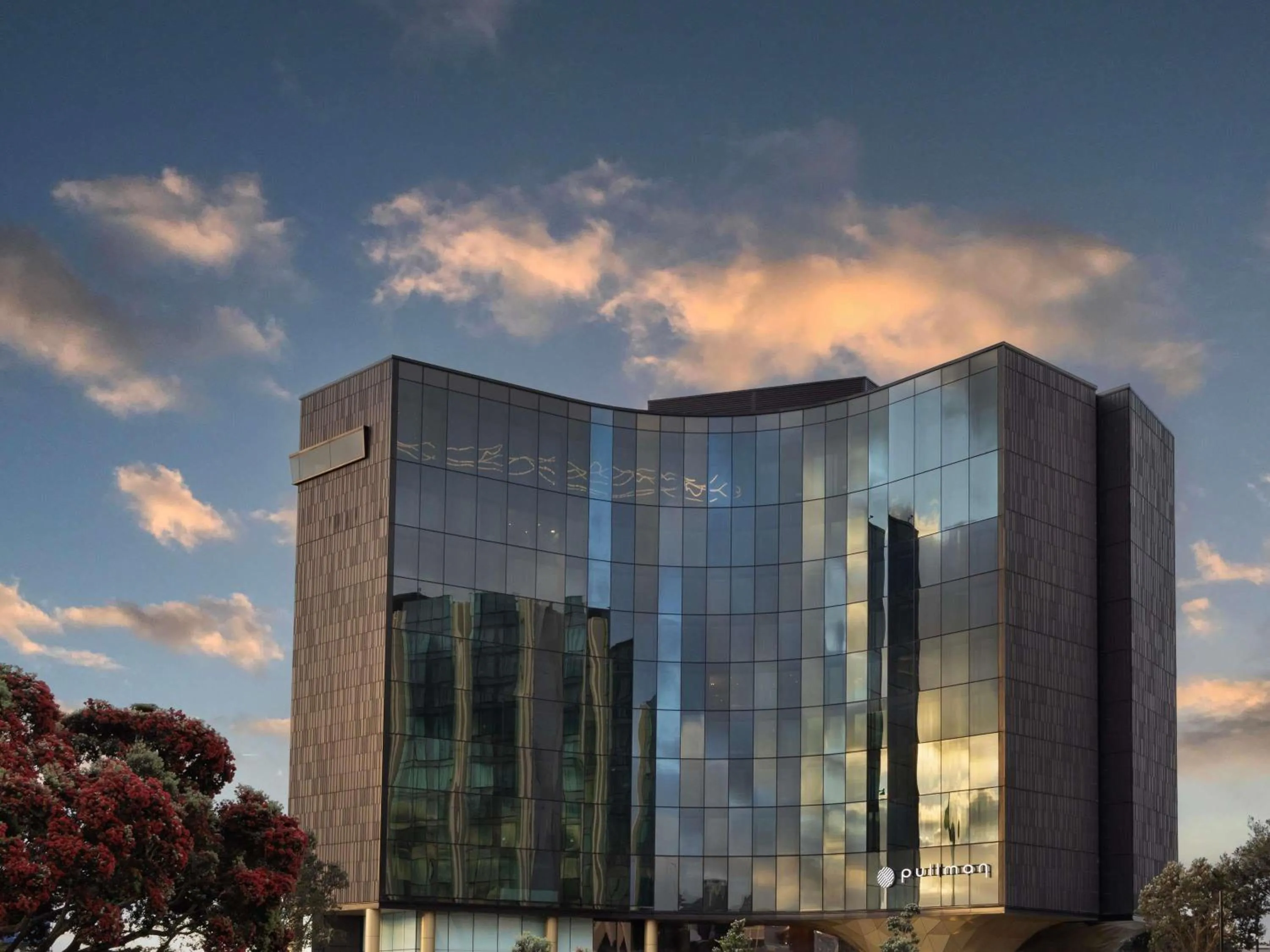 Property building in Pullman Auckland Airport