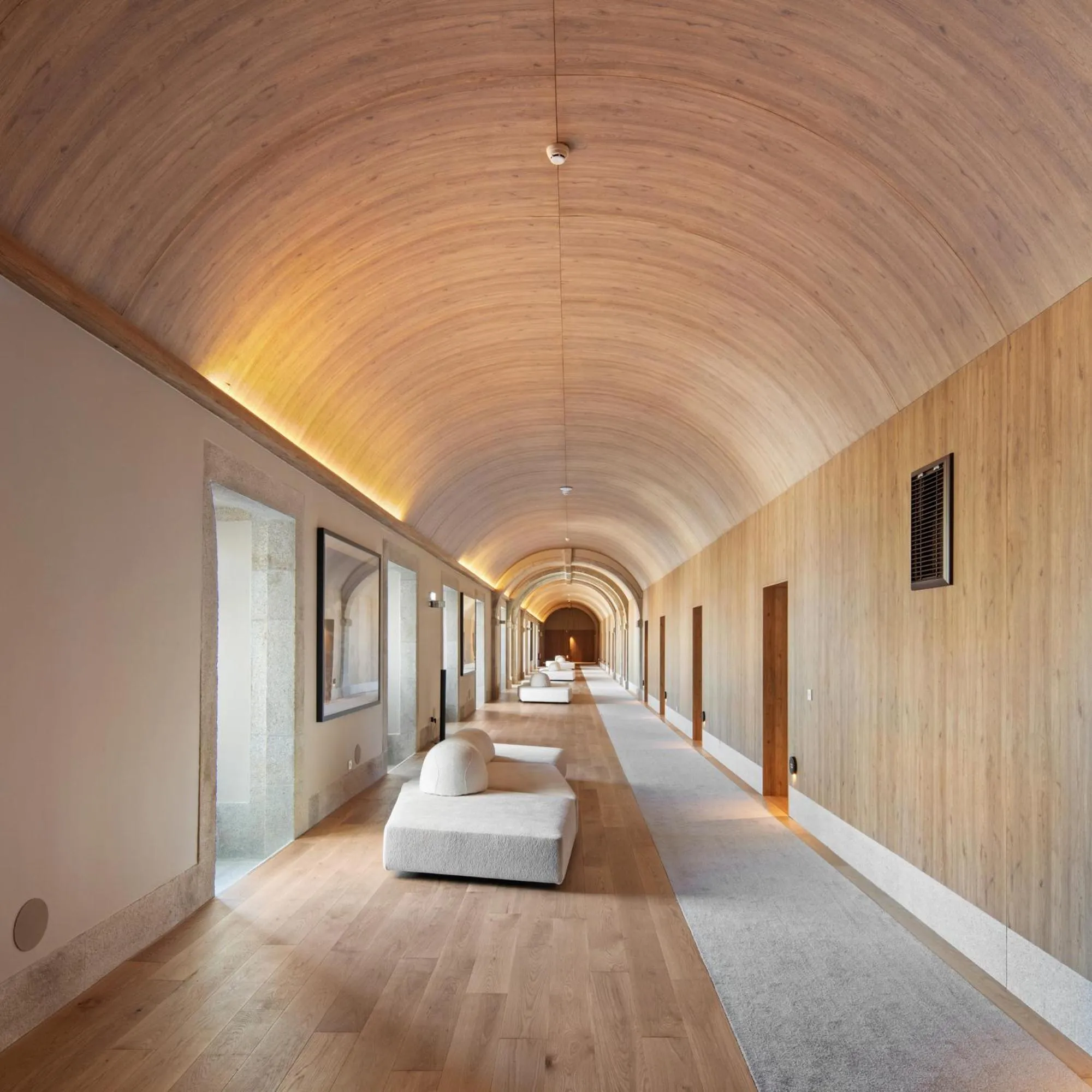 Decorative detail, Bed in The Lince Santa Clara