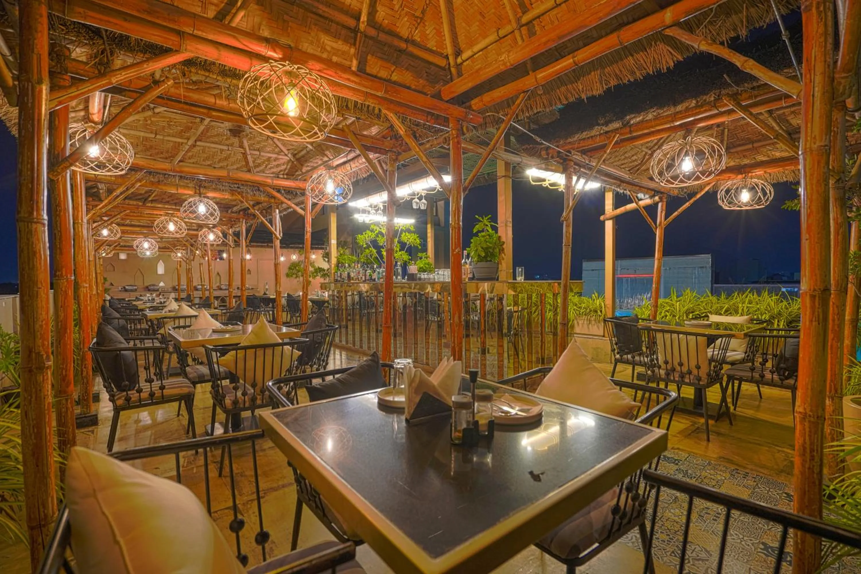 Restaurant/places to eat in The Belmonte House By Levelup