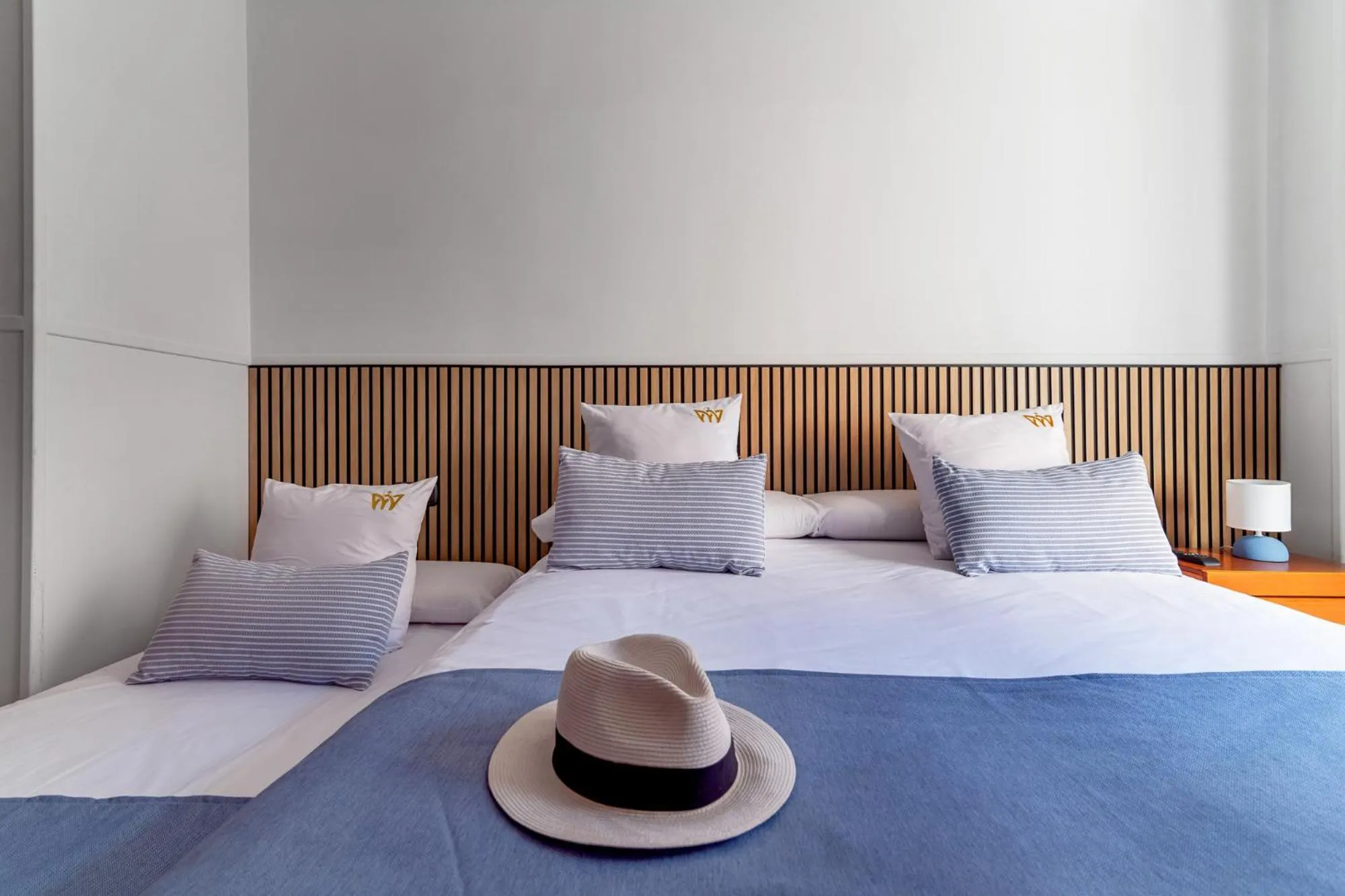 Bed in Hotel Reina Mora