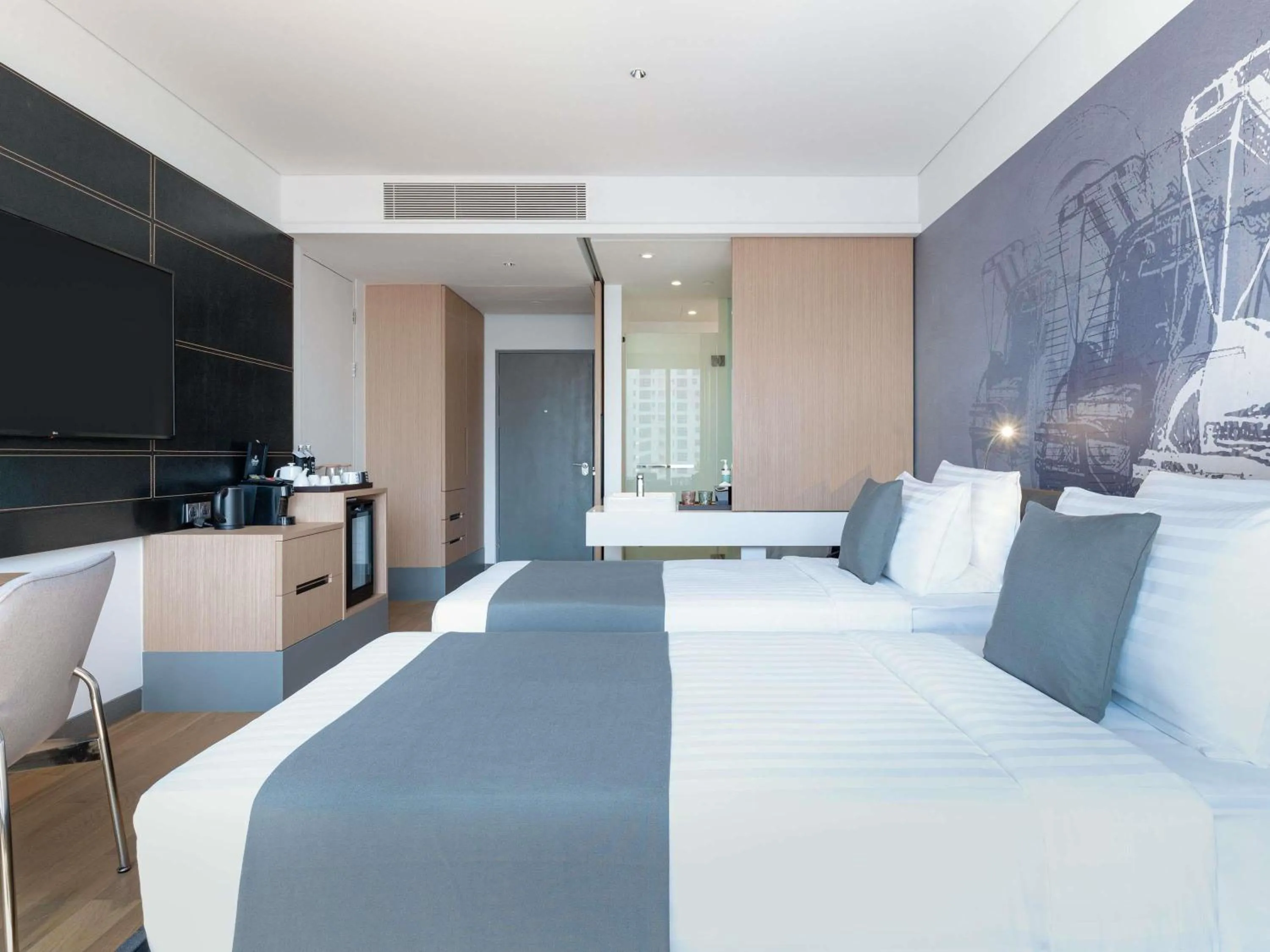 Bedroom, Bed in Novotel Phnom Penh BKK 1