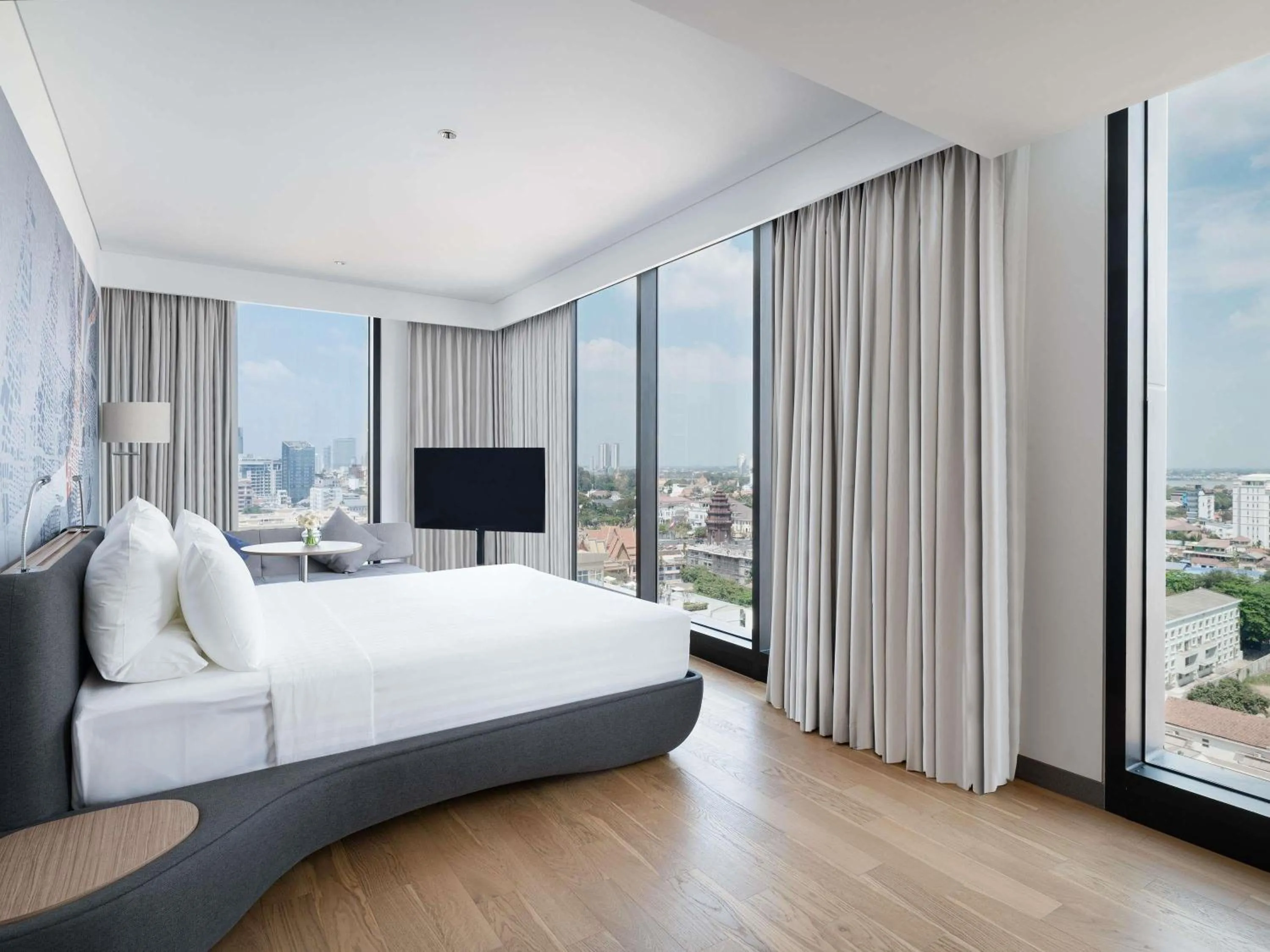 Bedroom, Bed in Novotel Phnom Penh BKK 1