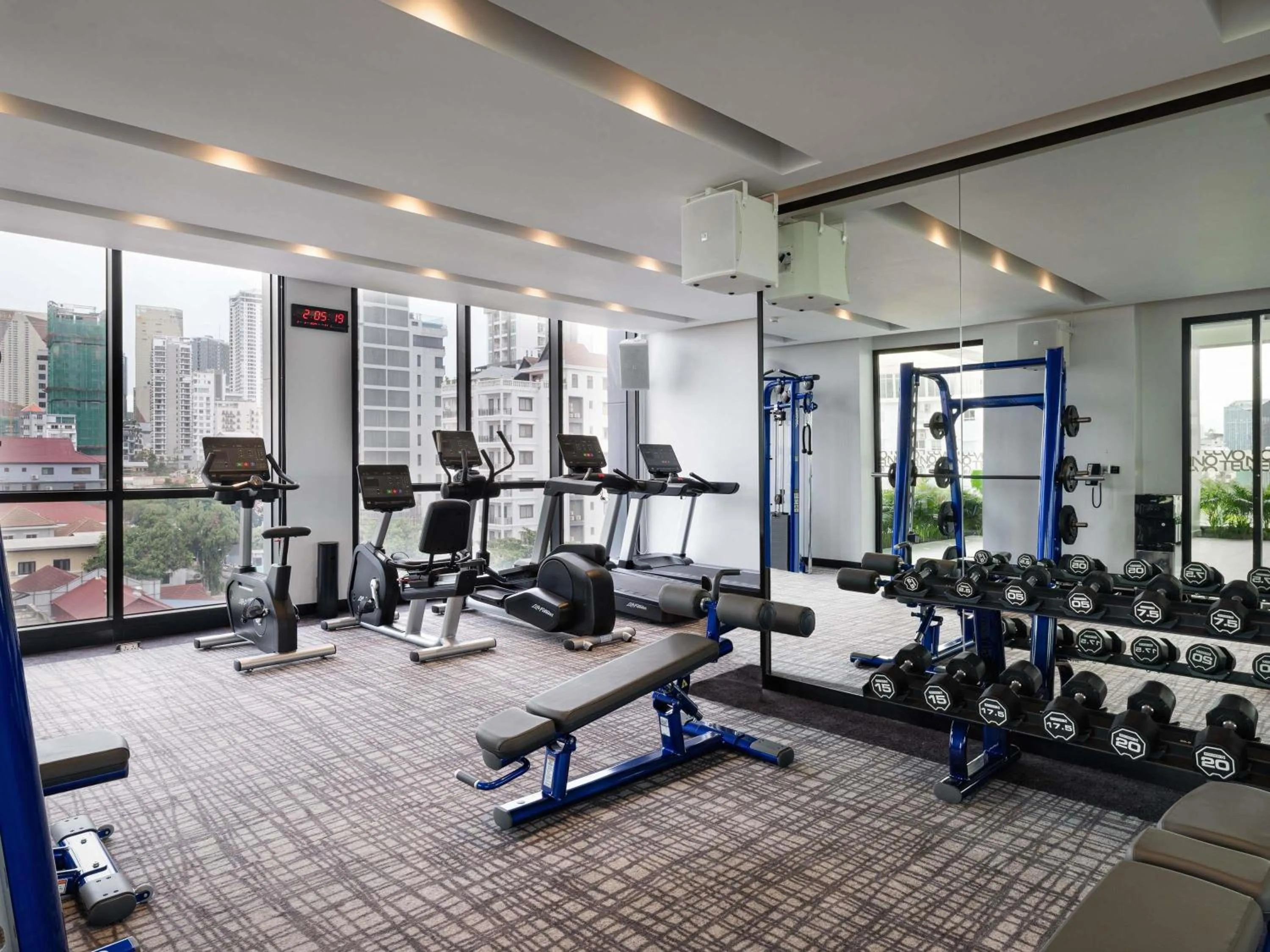 Fitness centre/facilities in Novotel Phnom Penh BKK 1