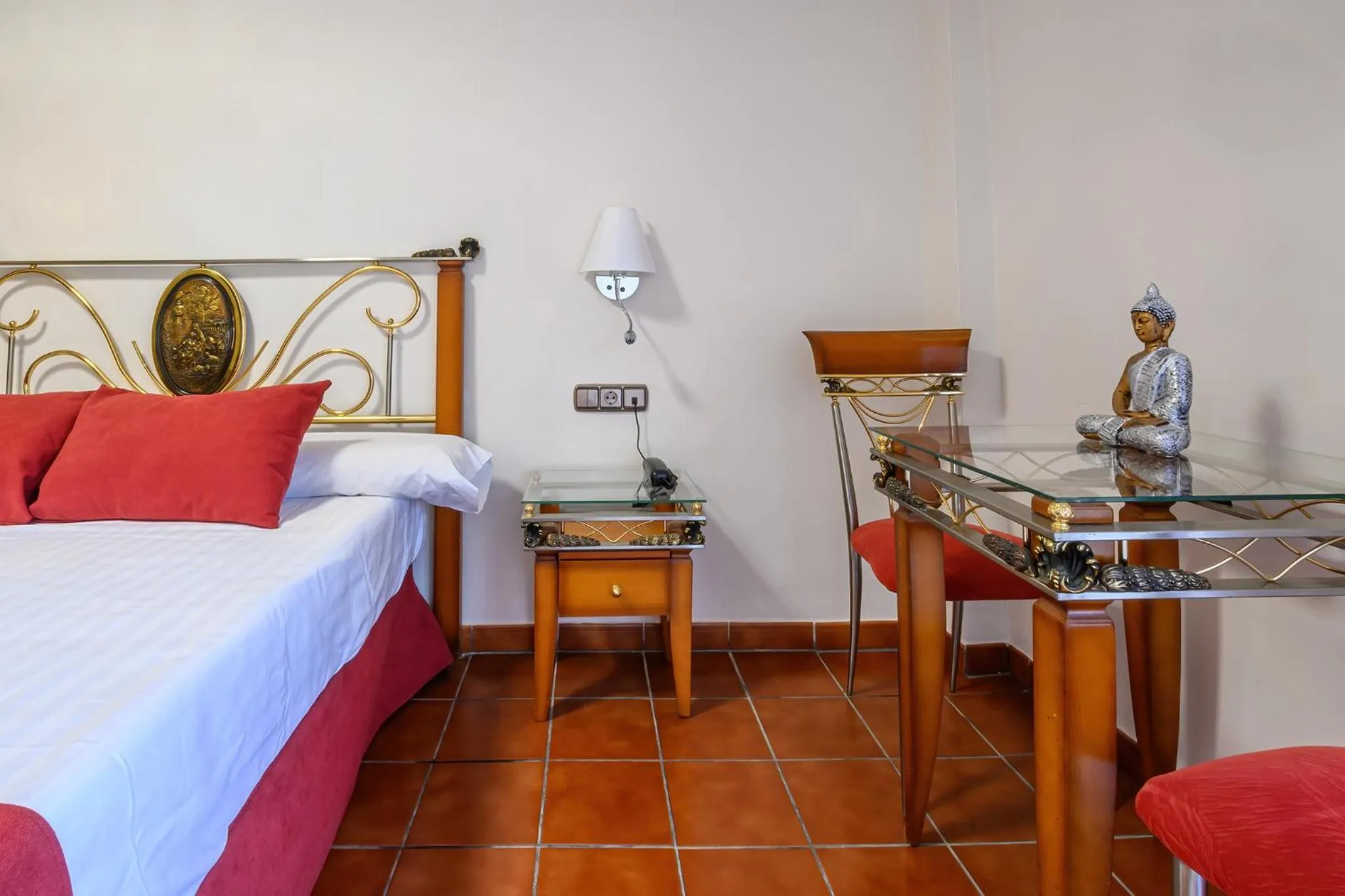 Bed in Hotel H28 Camas