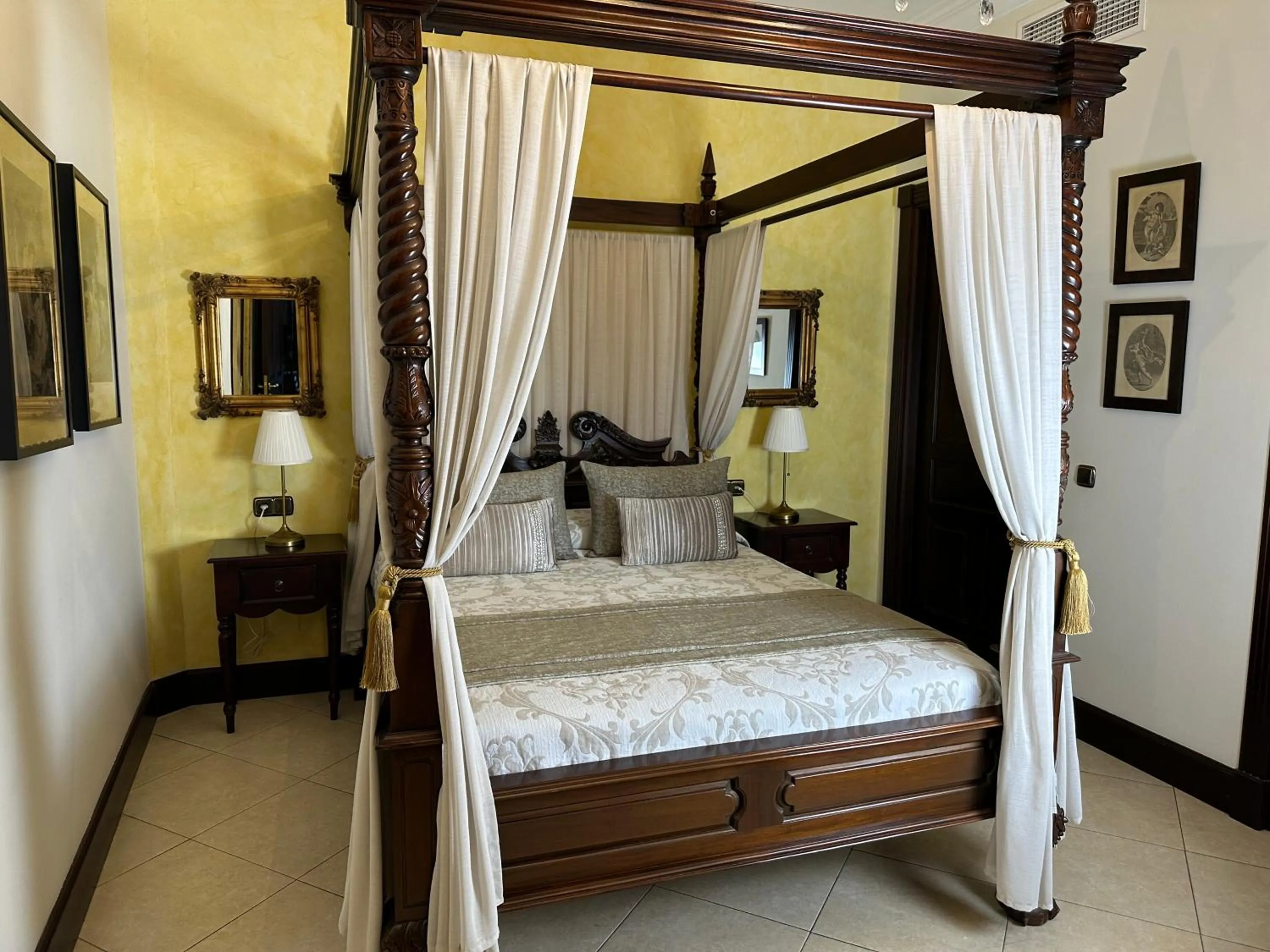 Photo of the whole room, Bed in Hotel Boutique Casa Veracruz