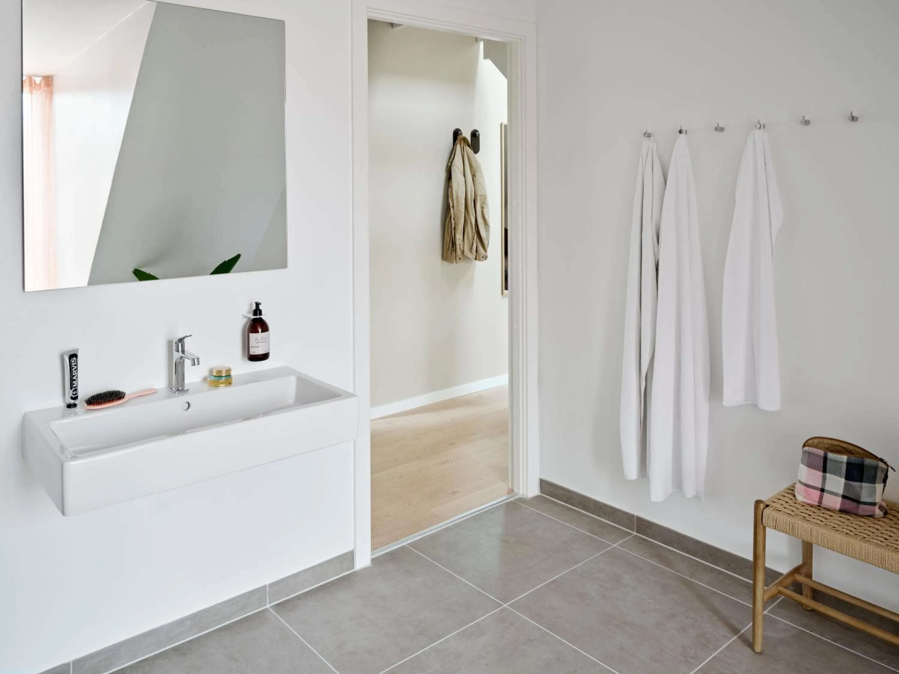 Bathroom in Aura Apartment Hotel